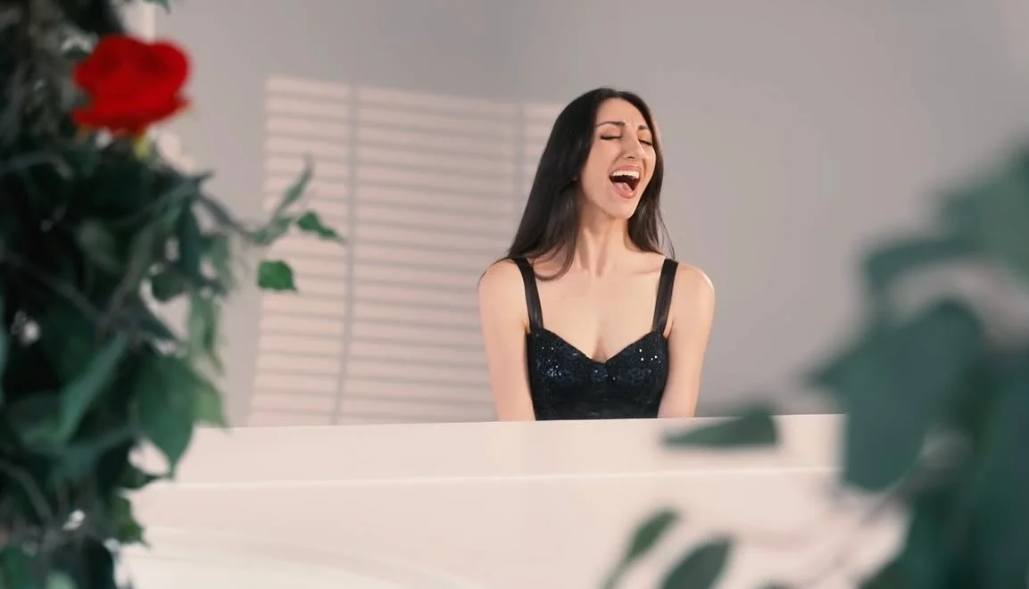 I&rsquo;d give everything ❤️

Thank you for the support and sweet words on the One More Time music video, so far. It means&hellip;everything. If you haven&rsquo;t gotten a chance to see it yet, the link is in my bio. It&rsquo;s hard to explain the ex