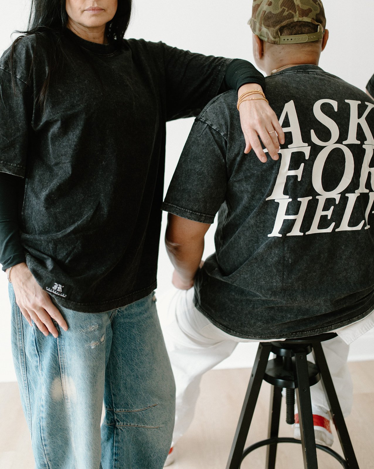 ASKFORHELP BLACKxWHITE