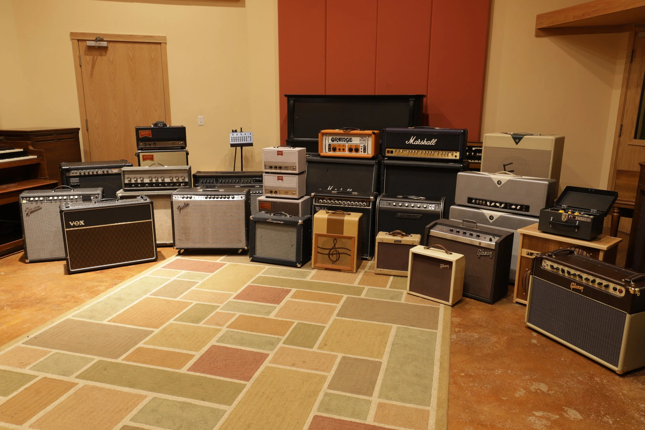 Studio B live room