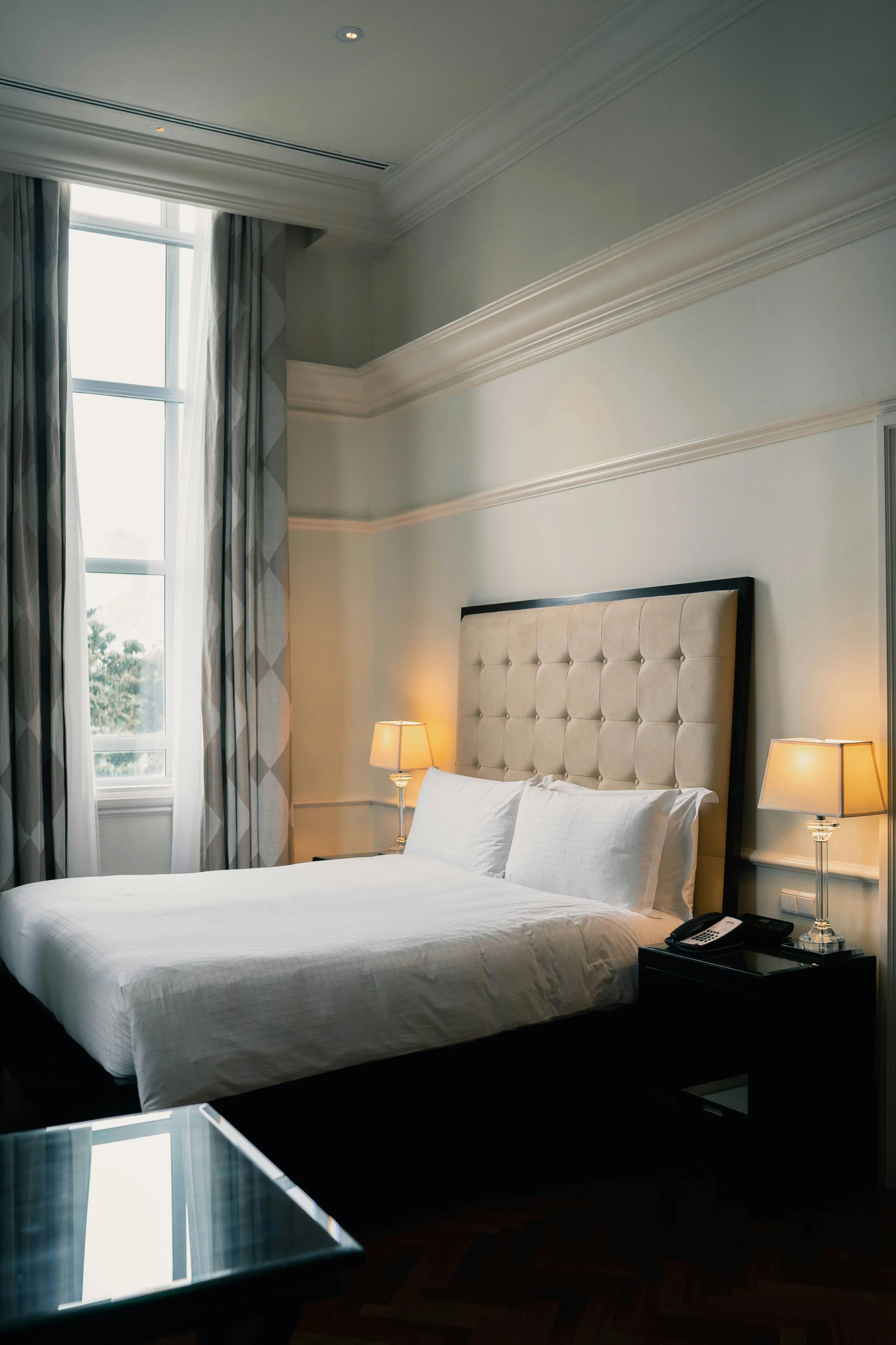 How Hotels Extend the Life of Premium Pillows Through Professional Care