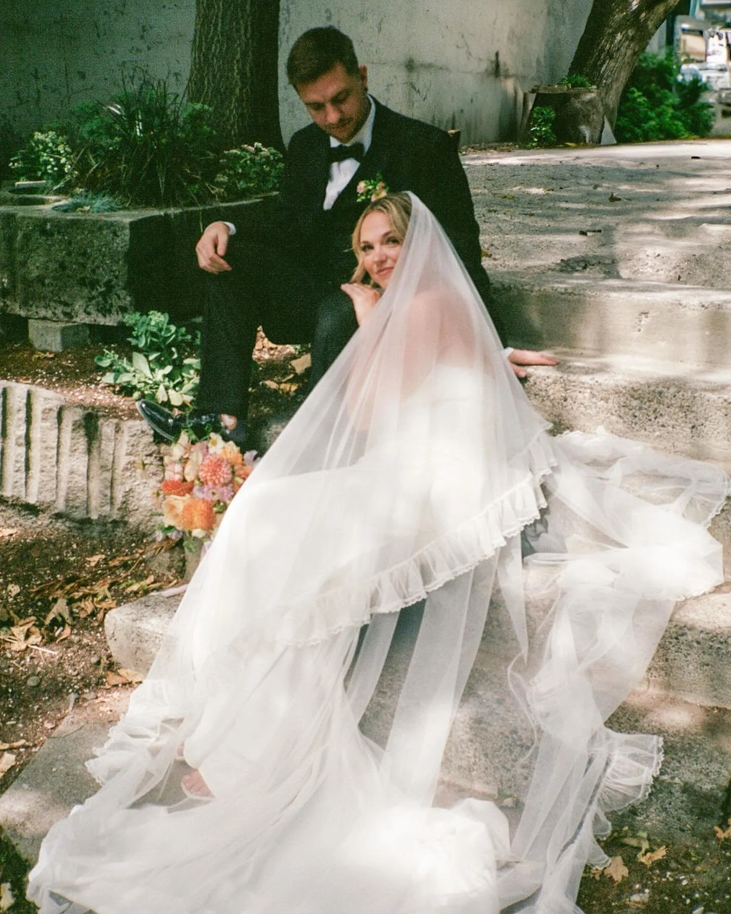 How lucky are we to be around true love all the time?? 

#finnevents #lovestories

Photography: @mackenseyalexander 
Floral: @nadira_design 
Beauty: @divinetouchonsitehmua 
Entertainment: @magnolia_rhapsody 
Lighting: @crimson_haze_lighting 
Venue / 