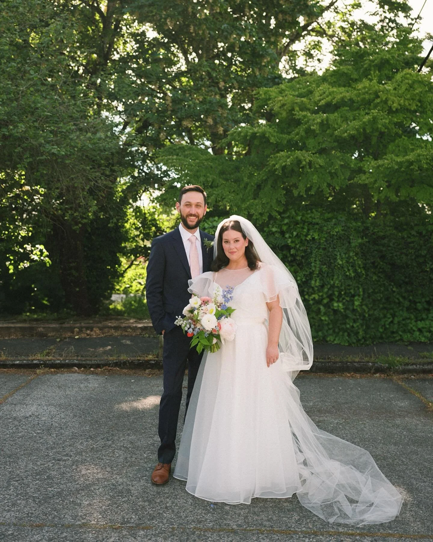 Oh to be in love and at home 🧡

Photography: @sarawelchphoto 
Floral: @fortunate_orchard 
Catering: @yeoboseattle 
Rentals: @seattlefarmtables 
Coordination: Finn Events
