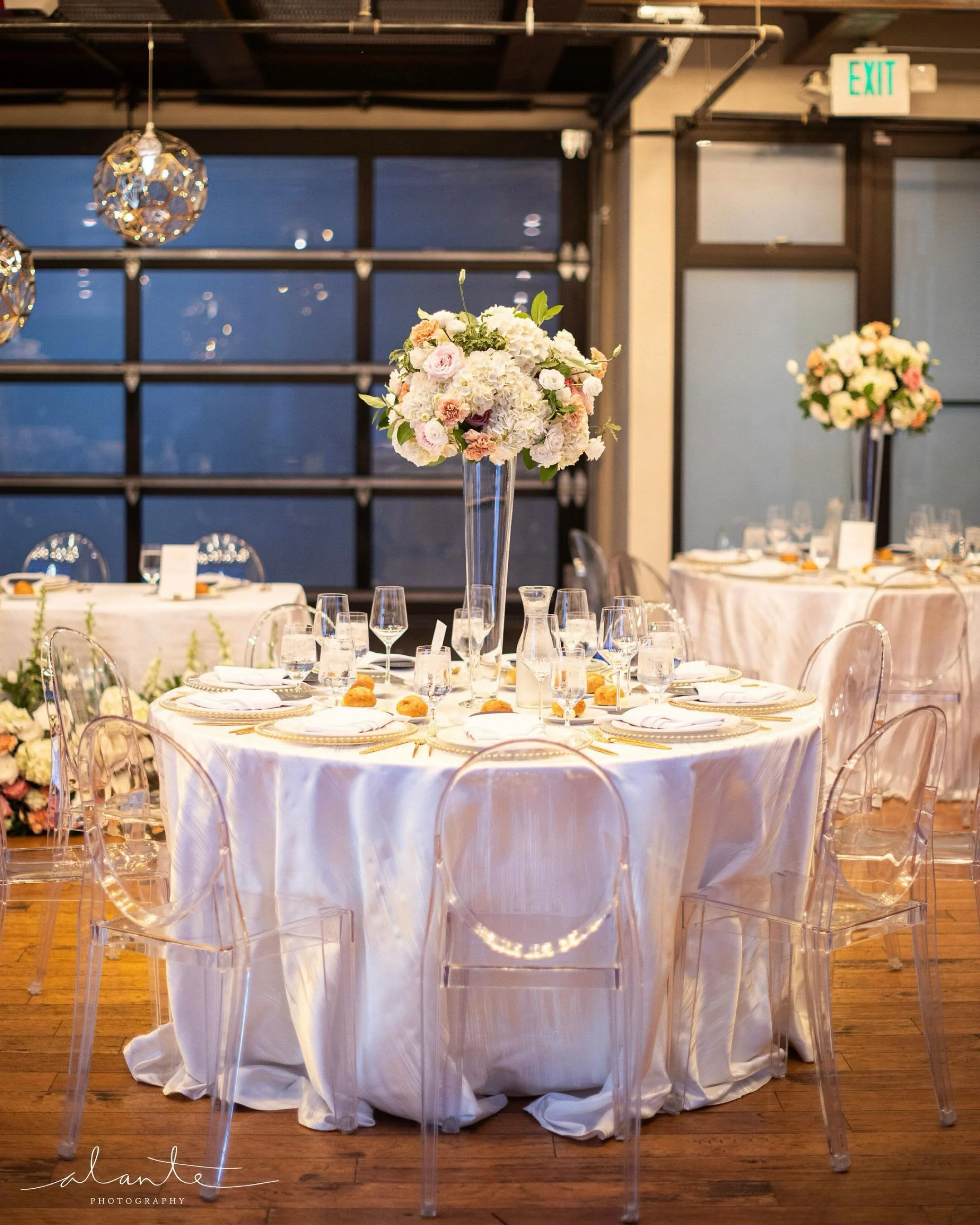 When the setup is enough to make guests linger a little longer at dinner.

Photography: @alantephotography 
Venue &amp; Catering: @fremont_foundry by @landmarkeventco 
Floral: @botanikal_design 
Lighting: @lightsmiths.seattle 
Entertainment: @integra