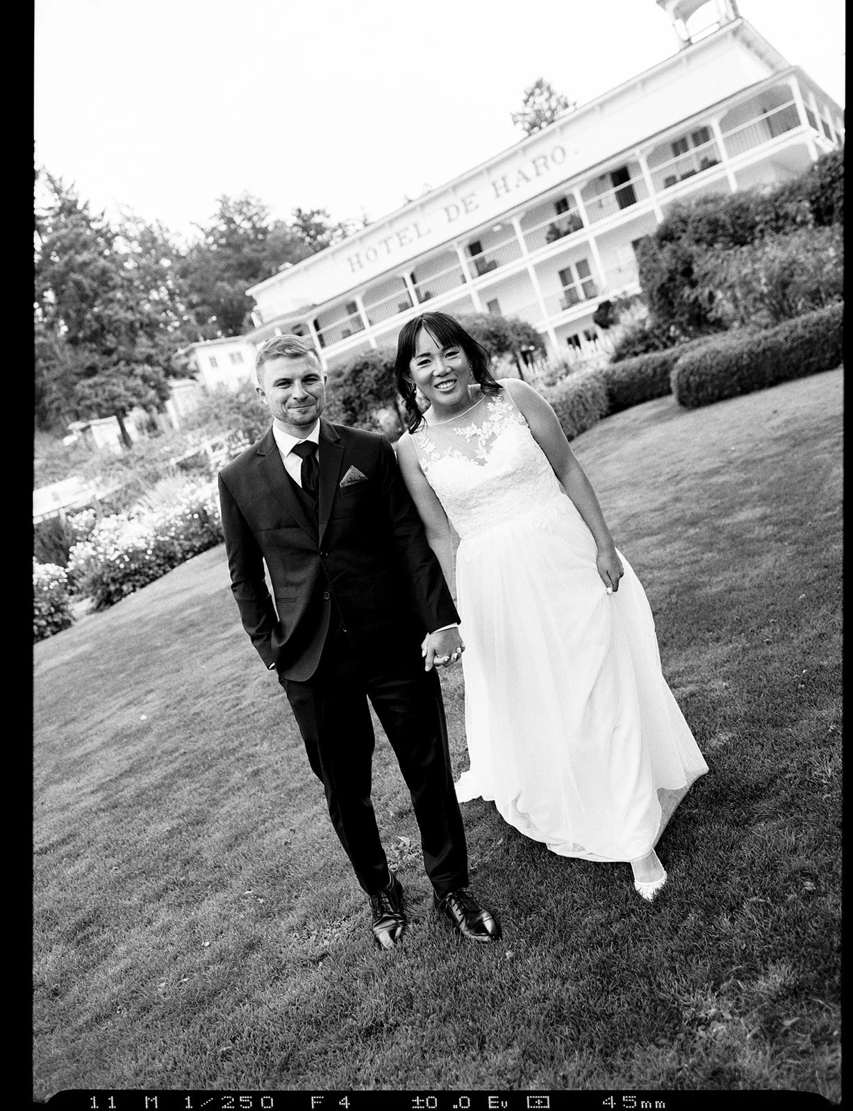 Mary Kalhor_Mary_Kalhor_Andy and Esther_044.jpg