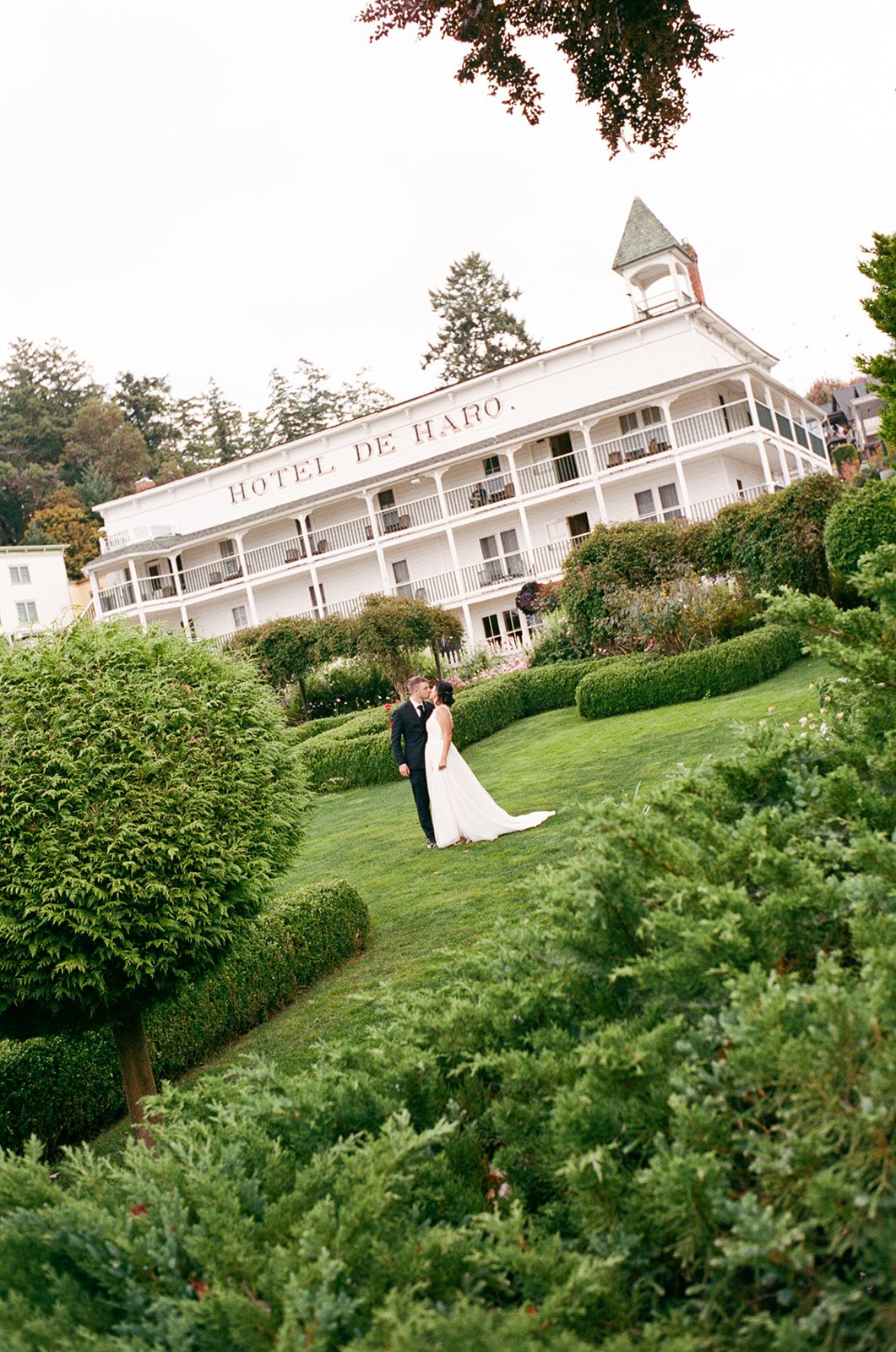 Mary Kalhor_Mary_Kalhor_Andy and Esther_054.jpg