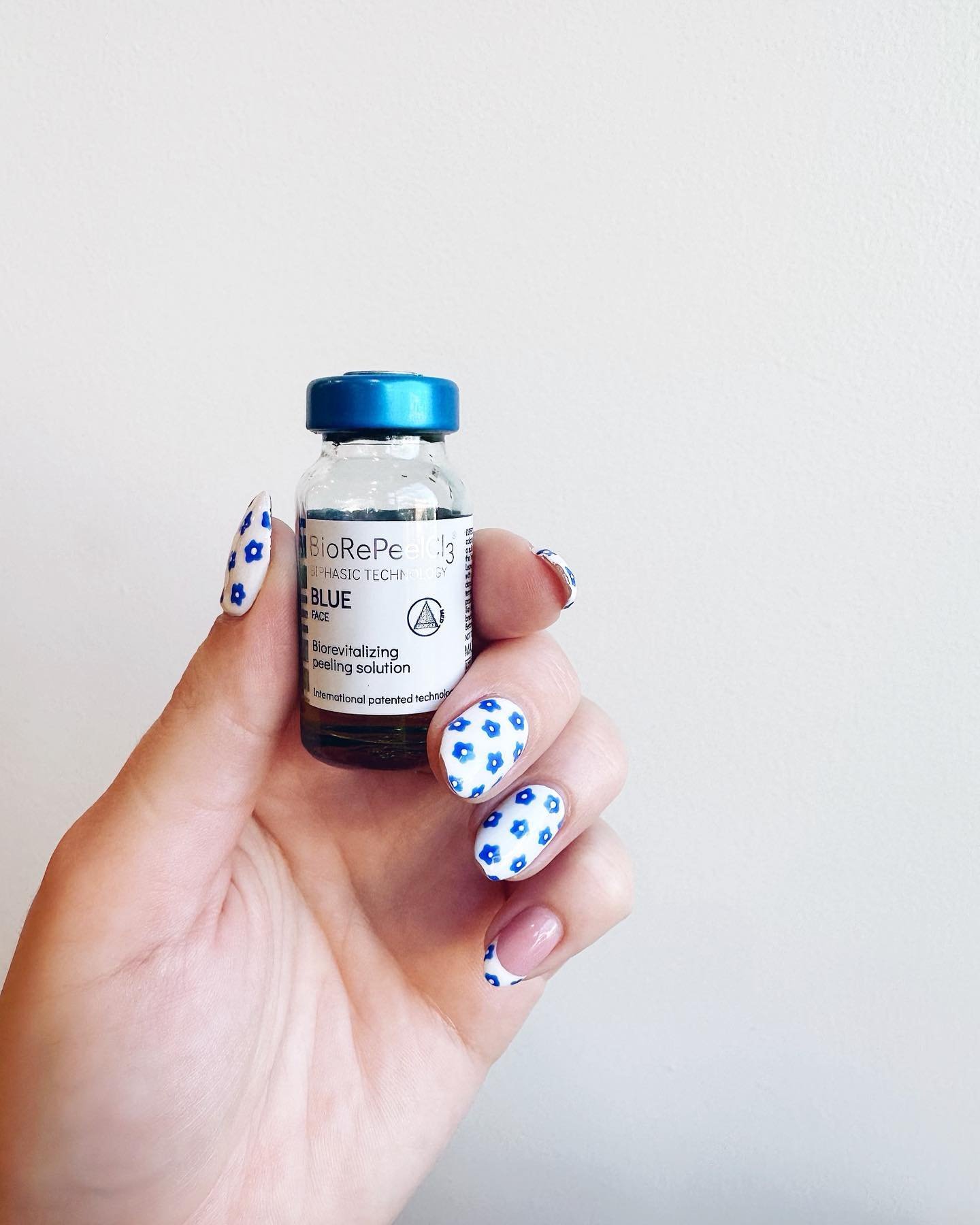 n e w  s e r v i c e  a l e r t 🔹 

Biorepeel is a revolutionary treatment that uses biphasic technology to pass the epidermis and work from the inside out to address concerns like fine lines pigmentation and so much more!! Did I say it has 30% TCA 