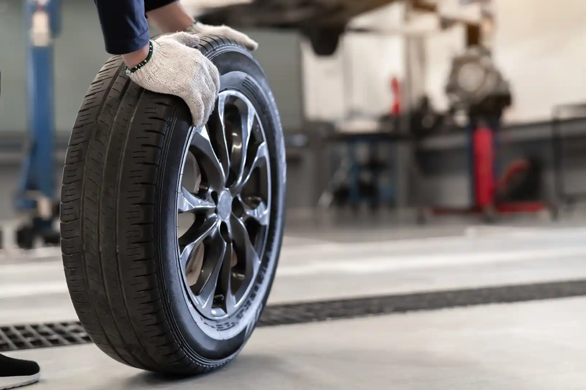 How to Build Dealer Loyalty Through Personalized Tire Solutions