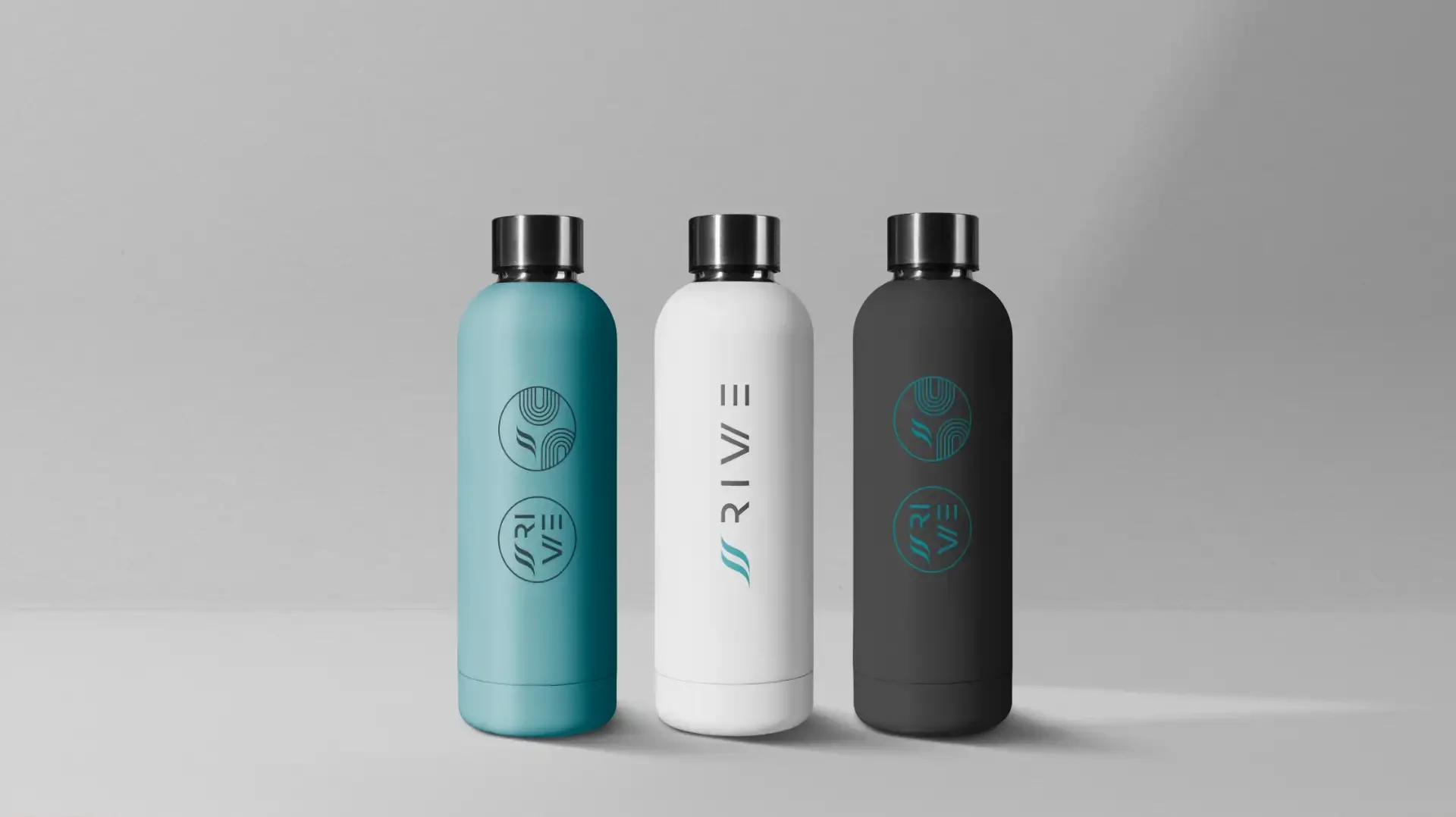 Gourde premium arborant la nouvelle identité visuelle de la marque RIVE