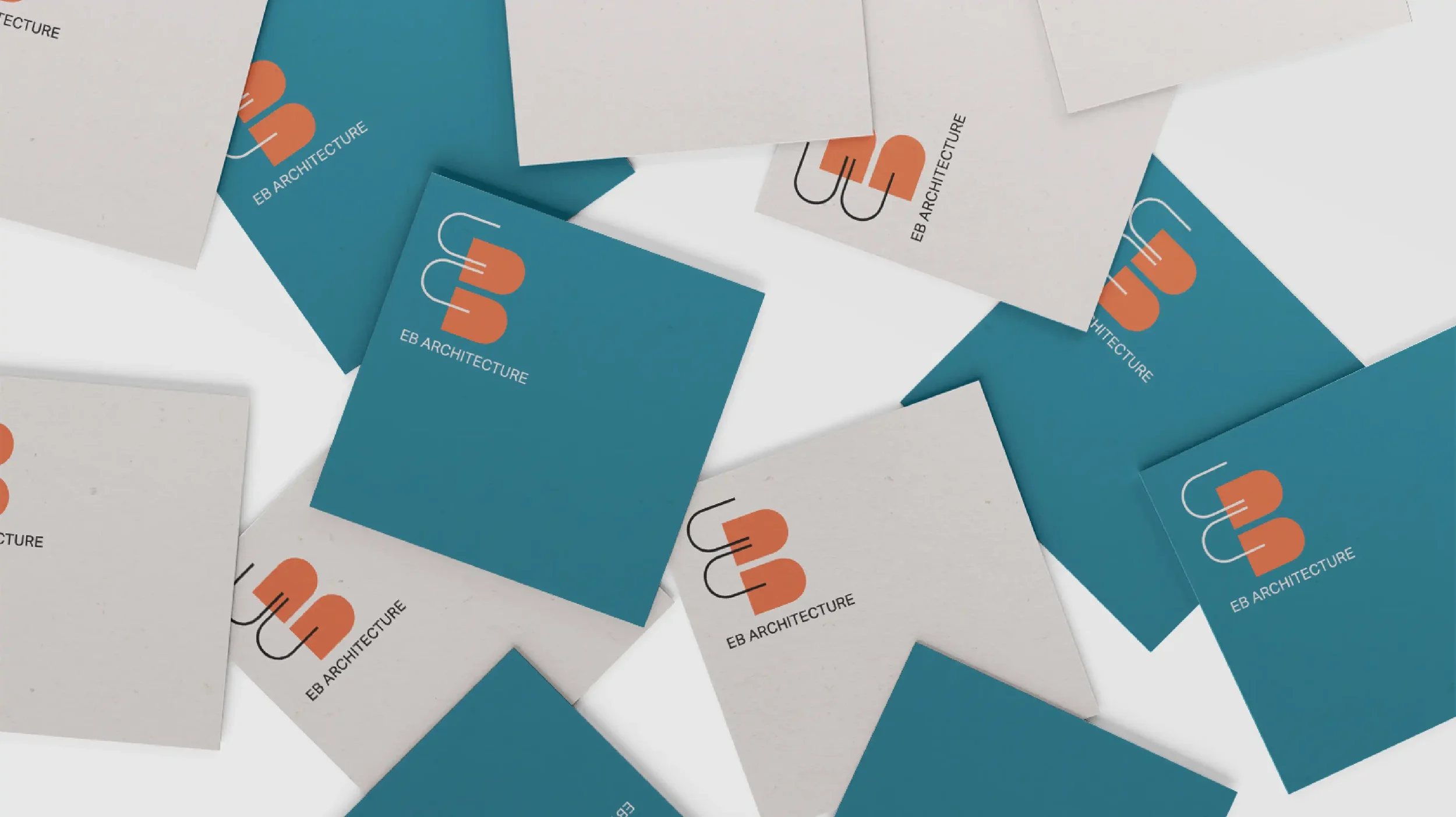 Deux modèles de cartes de visite premium pour une architecte indépendante, par Mathilde Lafargue