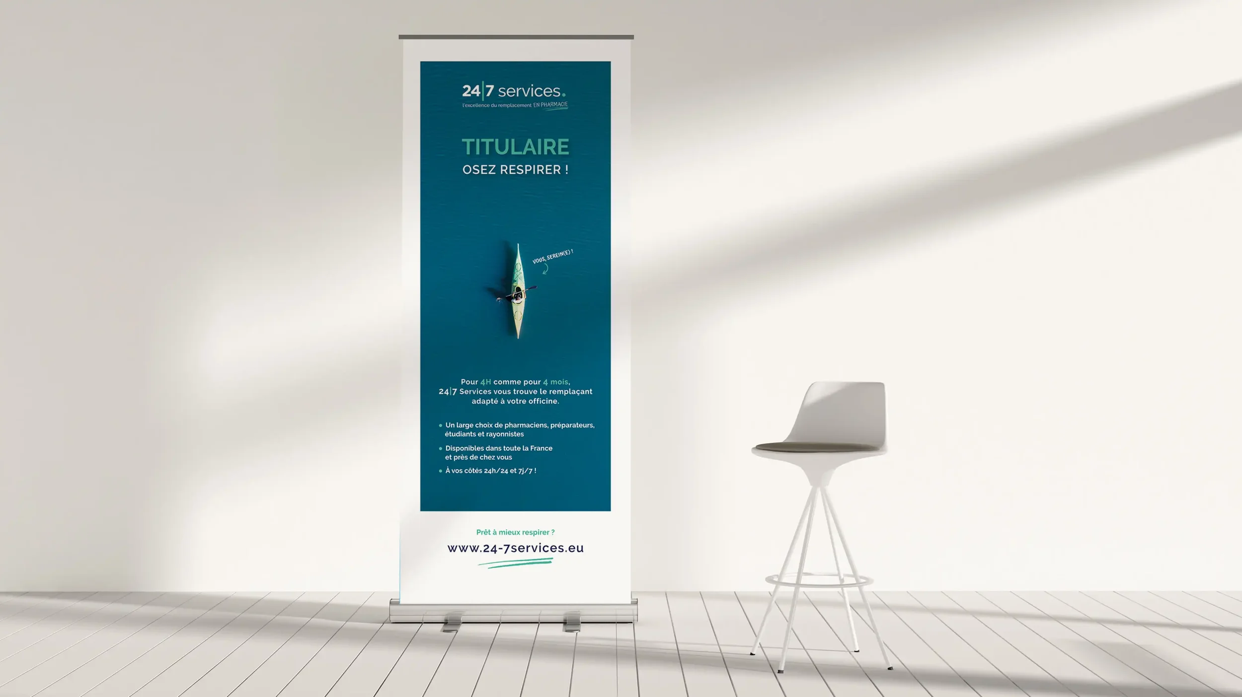 Roll-up de salon professionnel conçu pour attirer l’attention et soutenir la prospection commerciale