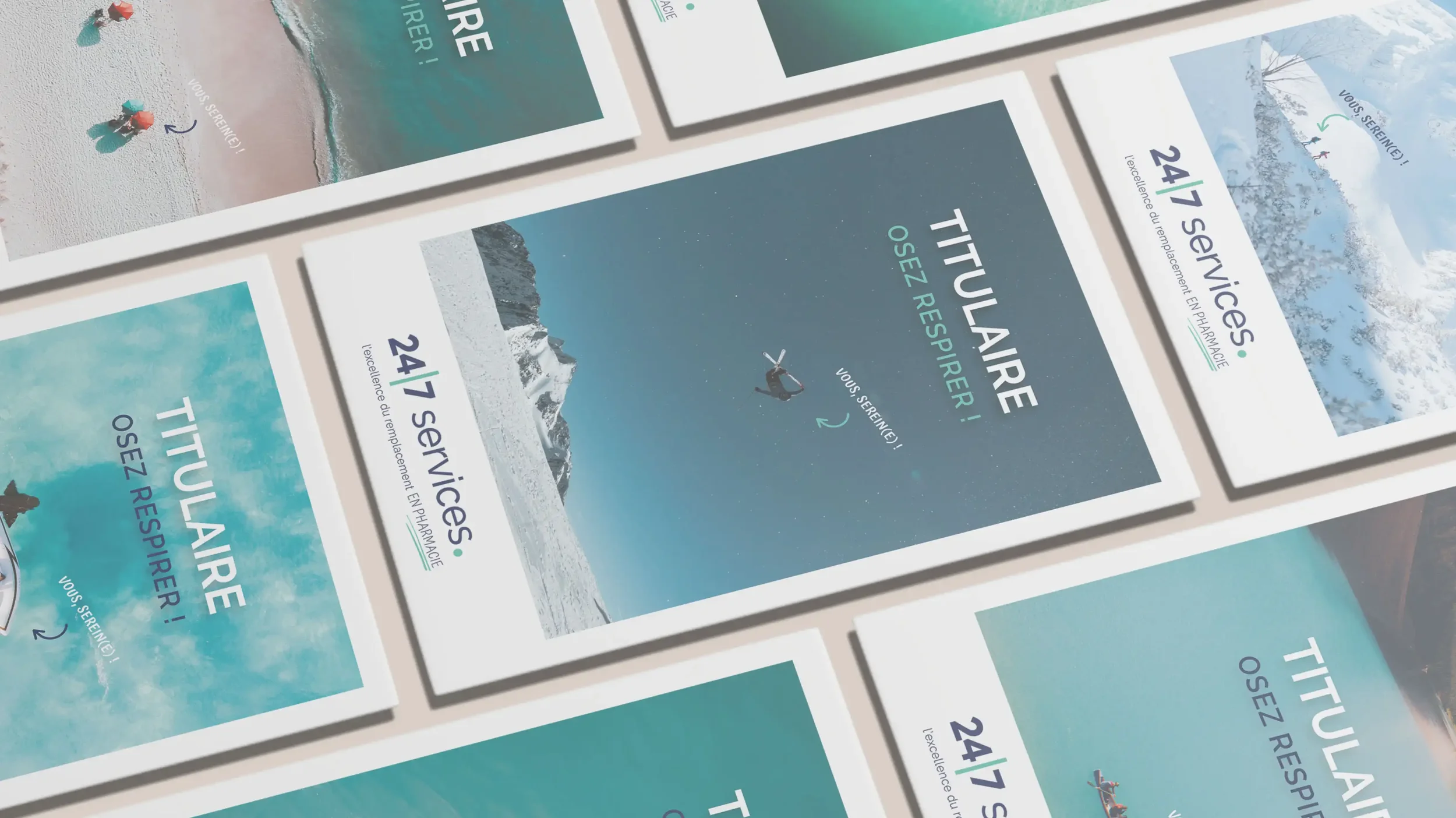 Cartes postales présentant les différentes déclinaisons visuelles d’une campagne de communication B2B