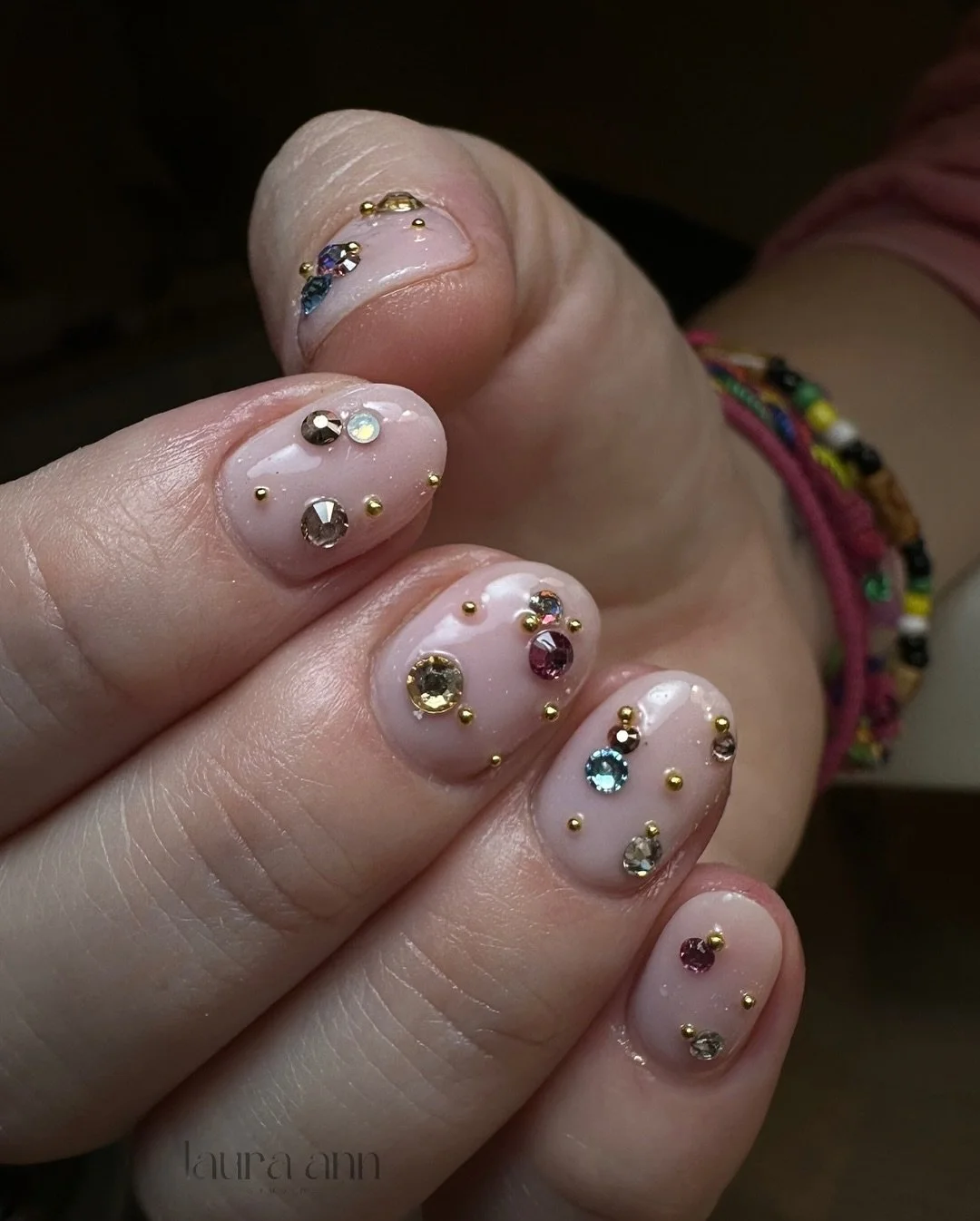 Shine bright like a diamond 💎

Created using everything @magpie_beauty 🖤

#magpiebeauty #biabnails #naturalnails #diamondnails #3dnails #trendingnails #nailideas #nailssouthwales