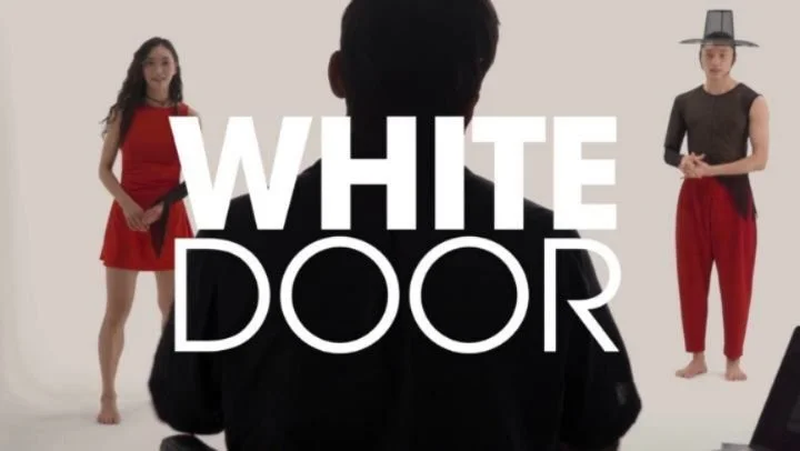 한국국제교류재단 XR 갤러리 기획전 - 시간을 여는 시간( 2024. 9. 27 &mdash; 2025. 1. 24 )
작년 여름, 유상현 감독님의 비전 프로용 MR 앱 <하얀 문 White Door> 제작 의뢰로 리보로에서 기술 감독을 맡아 제작하였습니다.
<하얀 문 White Door>은 올해 1월 24일까지 KF XR 갤러리에서 만나보실 수 있으니 많은 관심 부탁드립니다 :)

유상현 Cooper Yoo / 하얀 문 