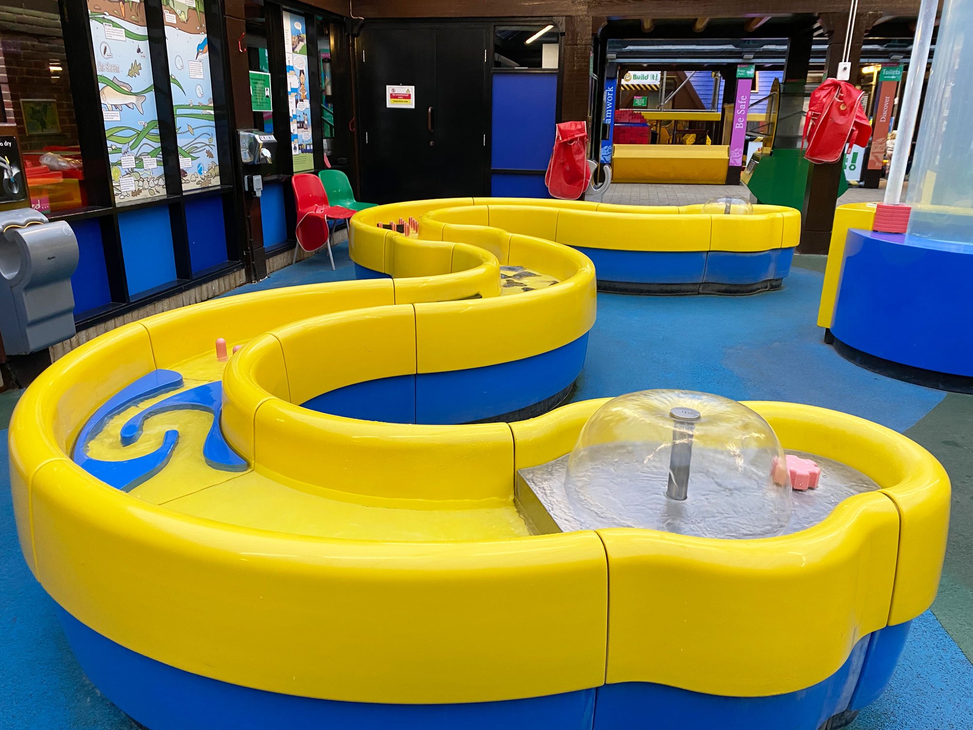 Look-Out-Discovery-Centre-Bracknell-3.jpg