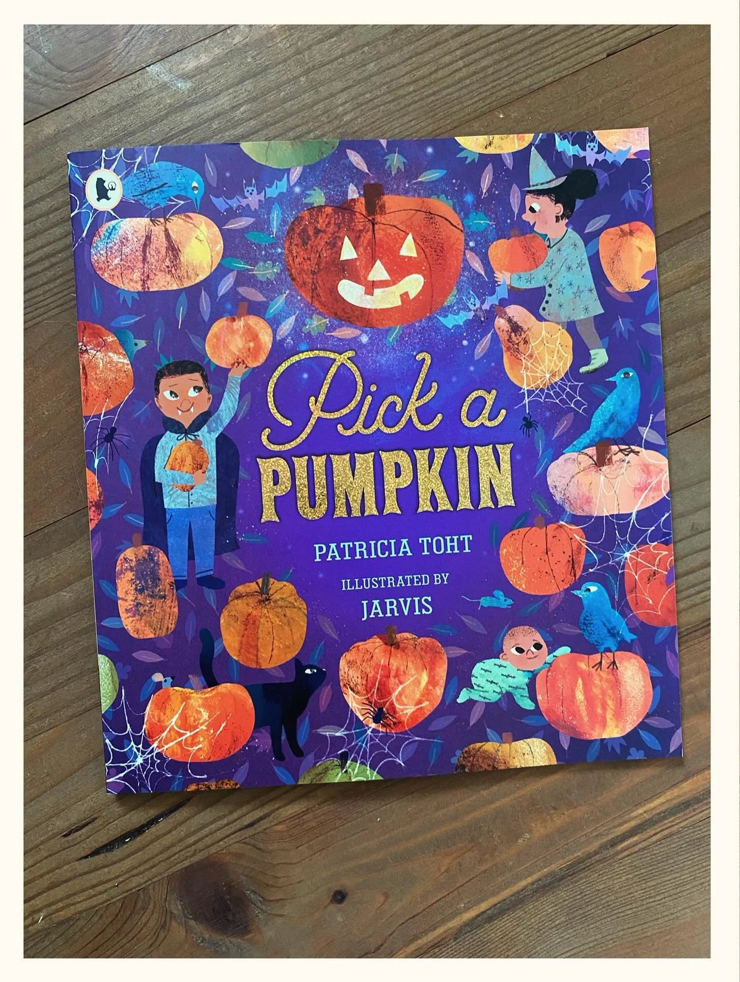 Les stages d&rsquo;Halloween approchent! 🎃 #mont&eacute;pilloy #storytimeenglish #villedesenlis #oise #apprendreanglais #englishteacher #apprendreensamusant #atelierspourenfants #stagespourenfants #vacancesscolaires #happyhalloween #halloweenenfranc