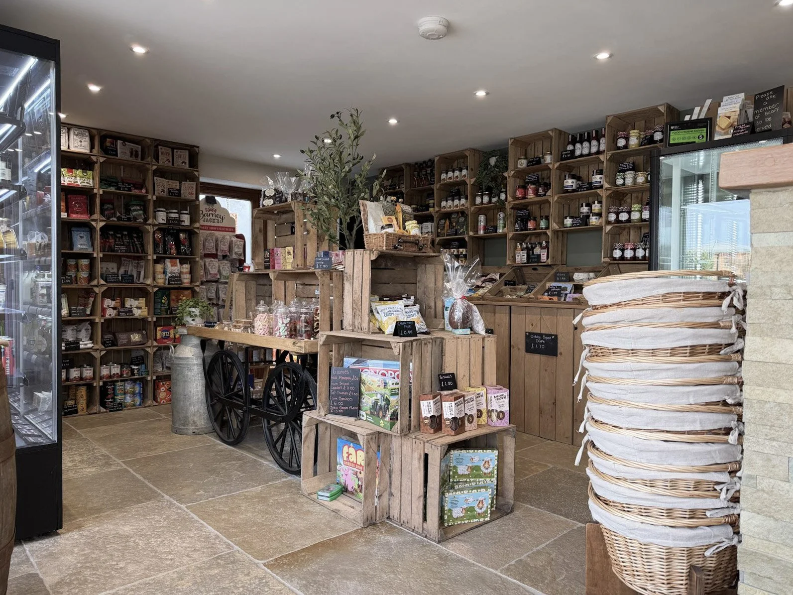 2-WhatsApp Image 2026-03-25 at 08.jpg