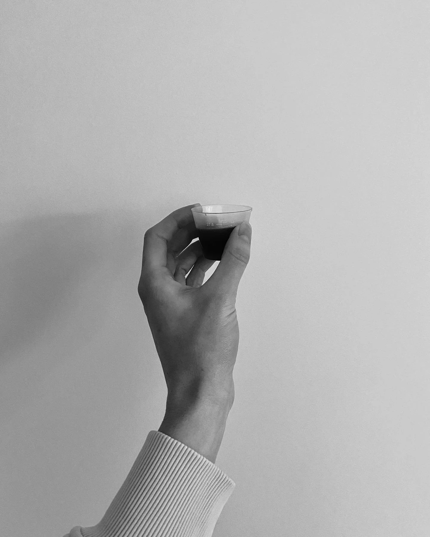 Herbal medicine 〰️ an invaluable and truly remarkable way to treat both mental and physical health concerns 🤍

The medicine from specific parts, such as the leaves or roots, are extracted from plants that can be utilised to target individual organs,