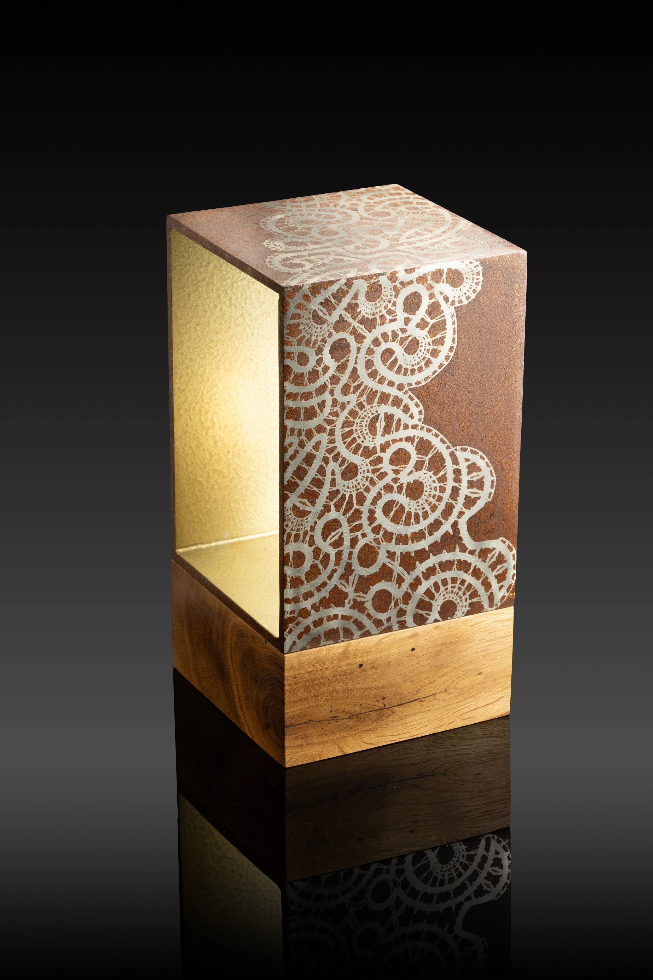 Table ZR 323 - lace outside