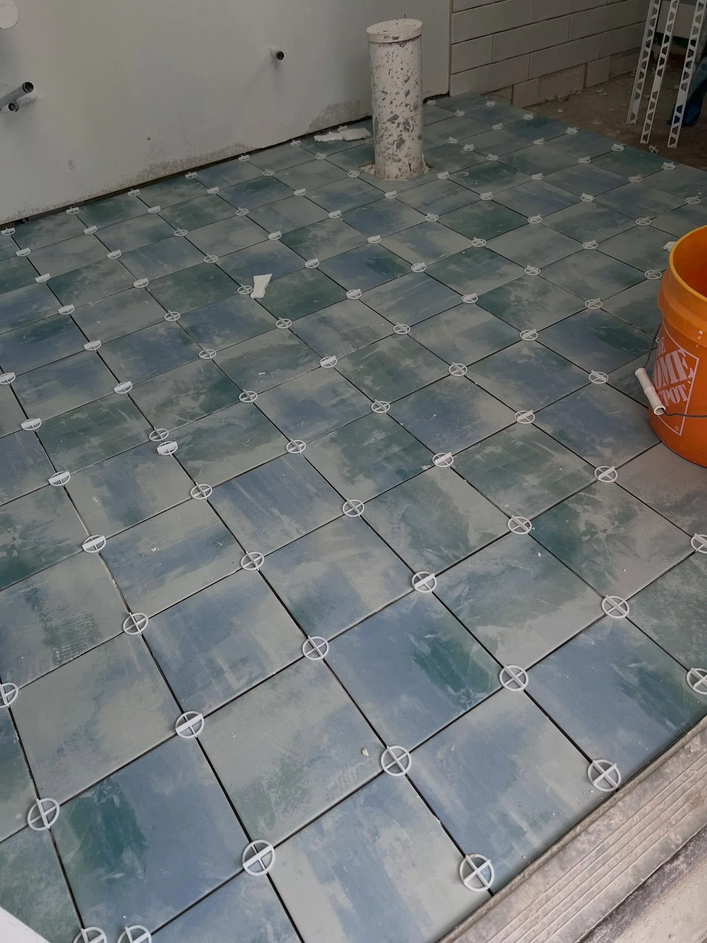 Colors can add amazing beauty to bathrooms. #weberconstruction #weberbuilt