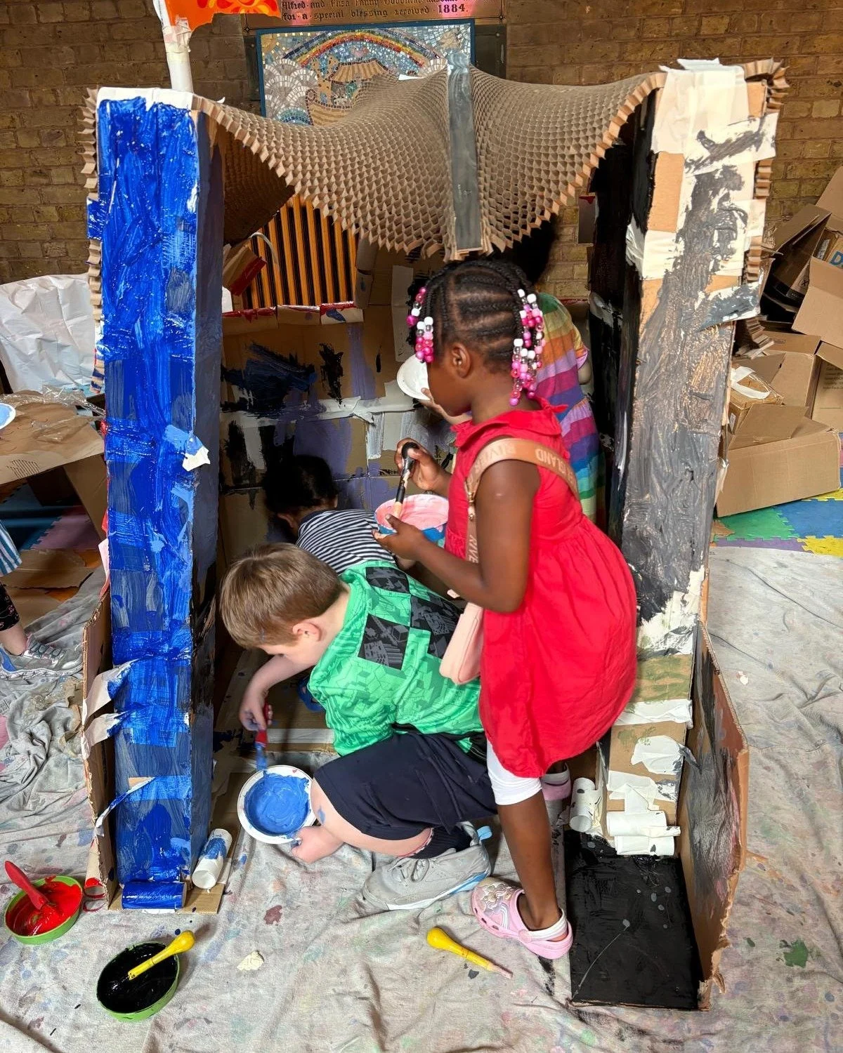 ✨ Light &amp; Darkness &mdash; Messy Church is coming! ✨

Join us on Sunday 9 November, 3:30&ndash;5:30 PM as we explore the wonder of light and darkness through creative play, experiments, and hands-on fun for all ages!

🕯️ Try your hand at fire-wr