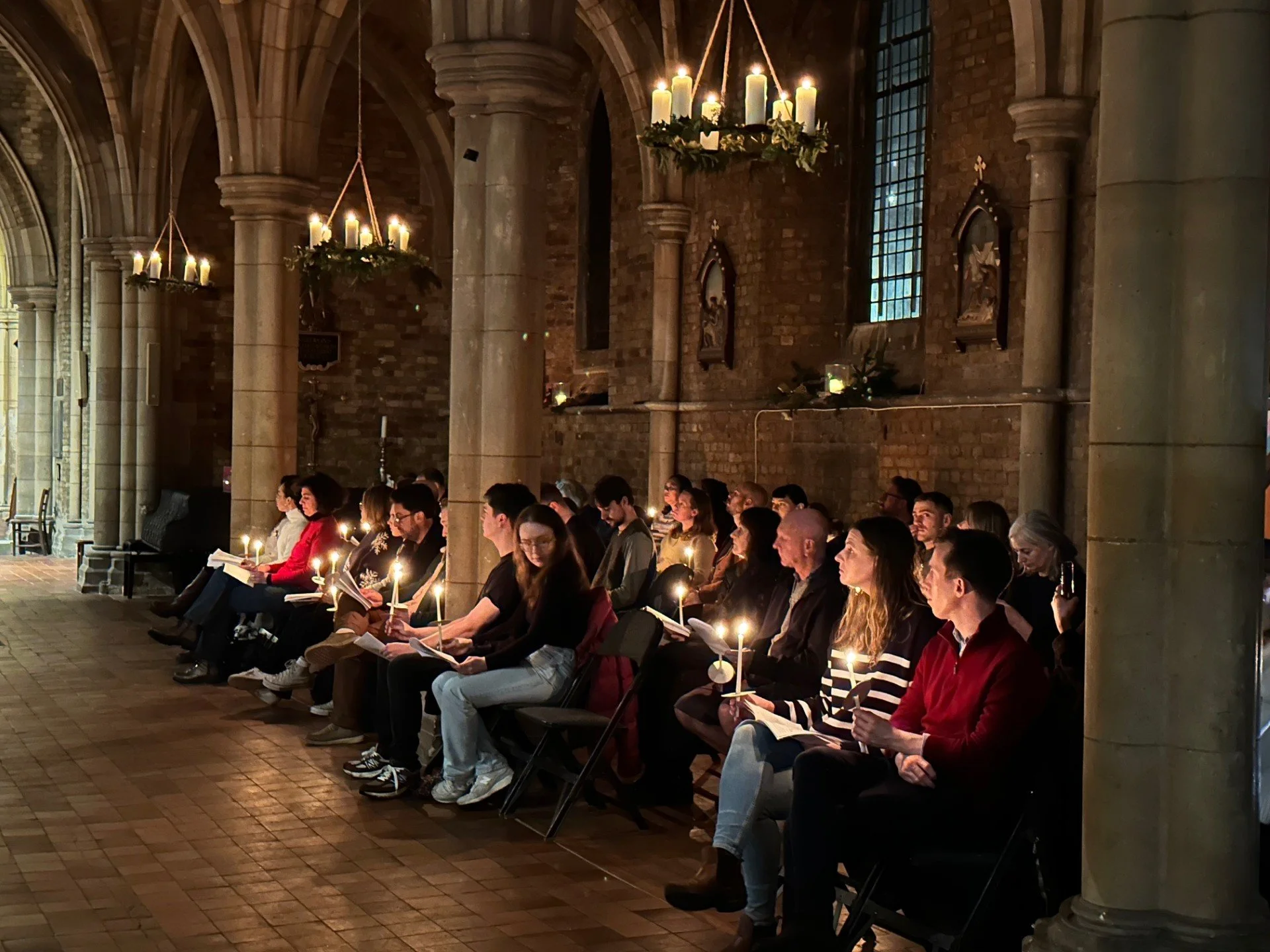 &ldquo;Hark! The Herald Angels Sing!&rdquo; ✨🕯️

What a truly beautiful day we shared yesterday. It was a joy to welcome a full church not once, but three times &mdash; at Mass, at our Family Carol Service in the afternoon, and at our Candlelit Serv