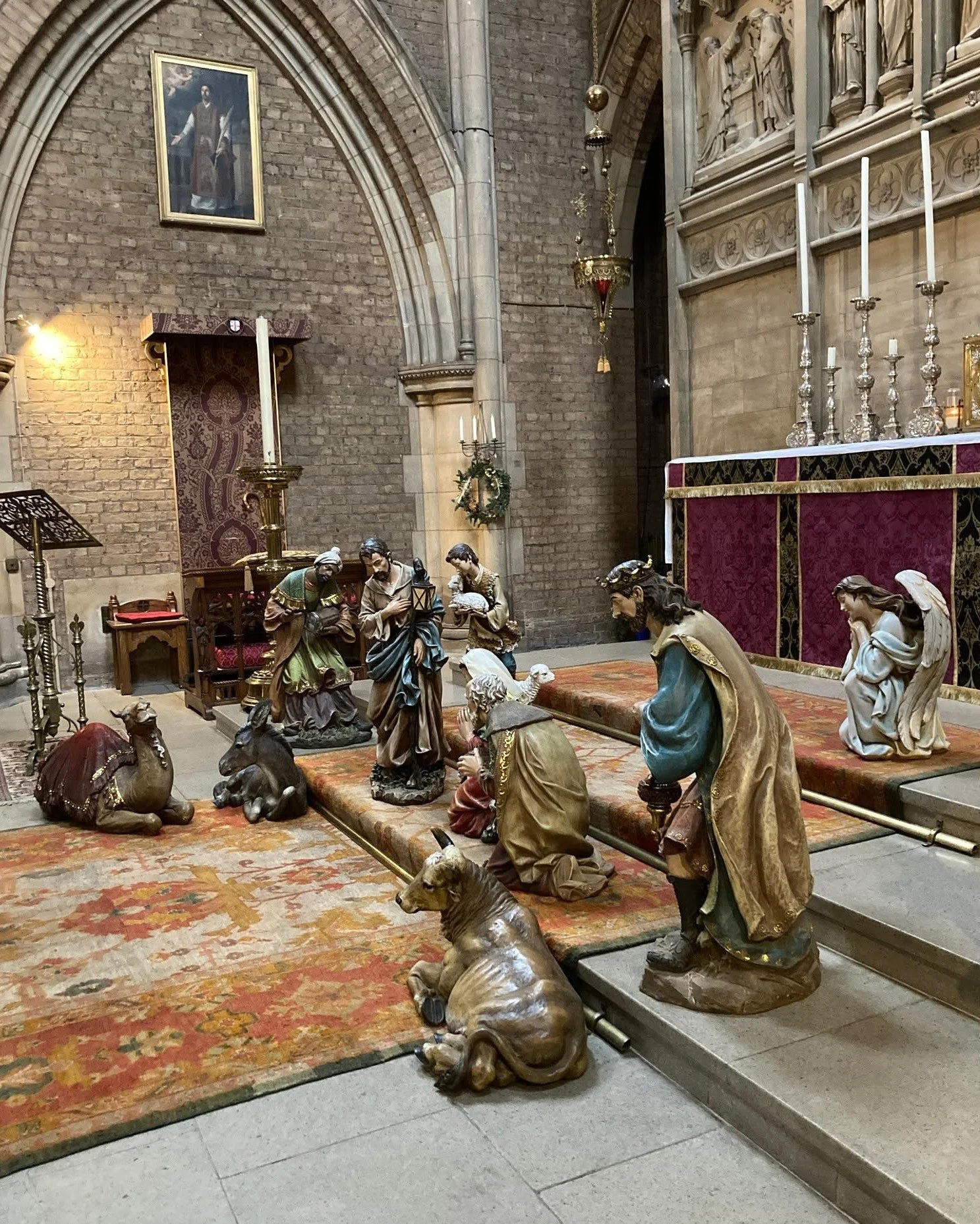 Midnight Mass Tonight &ndash; All Welcome

You are warmly invited to join us at 11:30 PM for Midnight Mass. Come celebrate the mystery of the Birth of Christ on this holiest of nights. The Mass will be sung by the Choir of St John&rsquo;s, Upper Norw