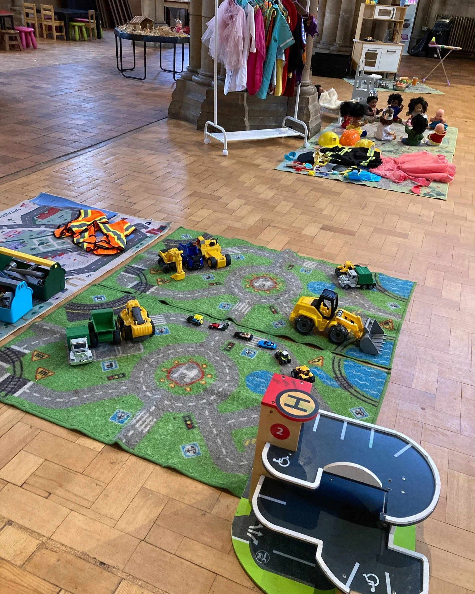 We hope everyone is having a lovely half-term! 🌟

Just a reminder that there is no PlayTime! tomorrow. We&rsquo;ll be back next week and can&rsquo;t wait to see you all again! 🧸✨

Save your spot here: sjun.org.uk/playtime