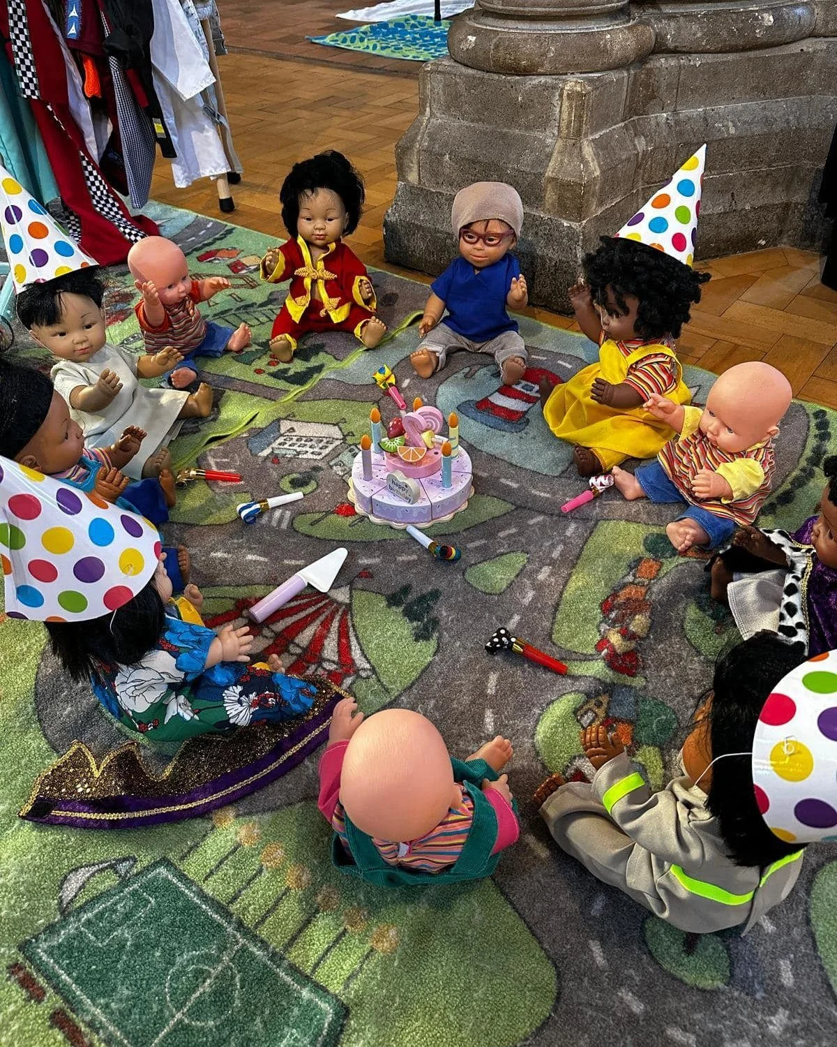 PlayTime! turns 3! 🎂🎈

Join us tomorrow for a joyful PlayTime! birthday celebration. All children under 5 and their grown-ups are invited for a morning of creativity, laughter, and love. Enjoy delicious homemade cakes and coffee while the little on