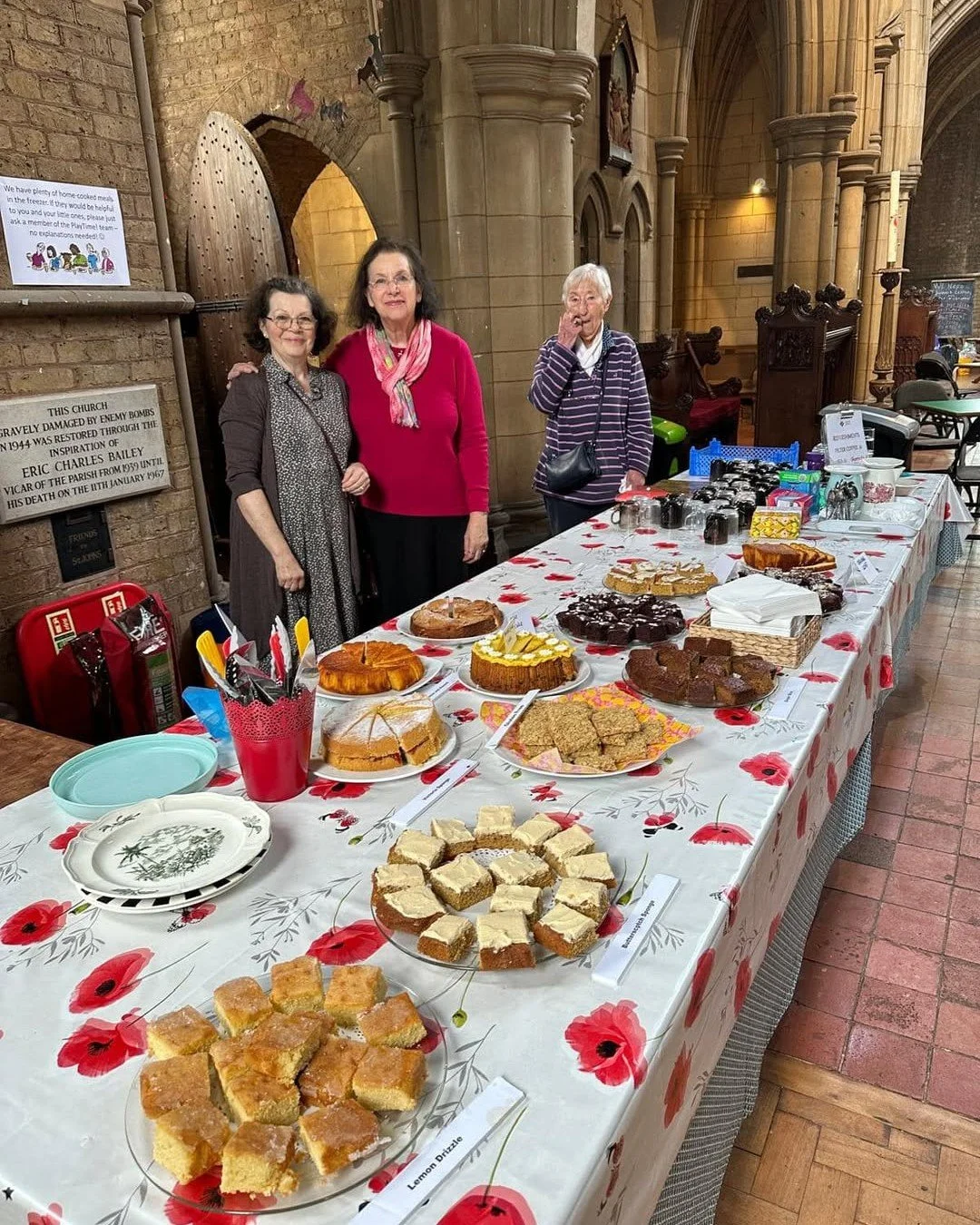 There is a delicious array of homemade cakes on offer before our coffee concert this morning, when we&rsquo;ll welcome Emma Tring and company.

Coffee and cakes from 11 AM, with the music starting at 11:30 AM
Everyone is welcome 💛

Full schedule: sj