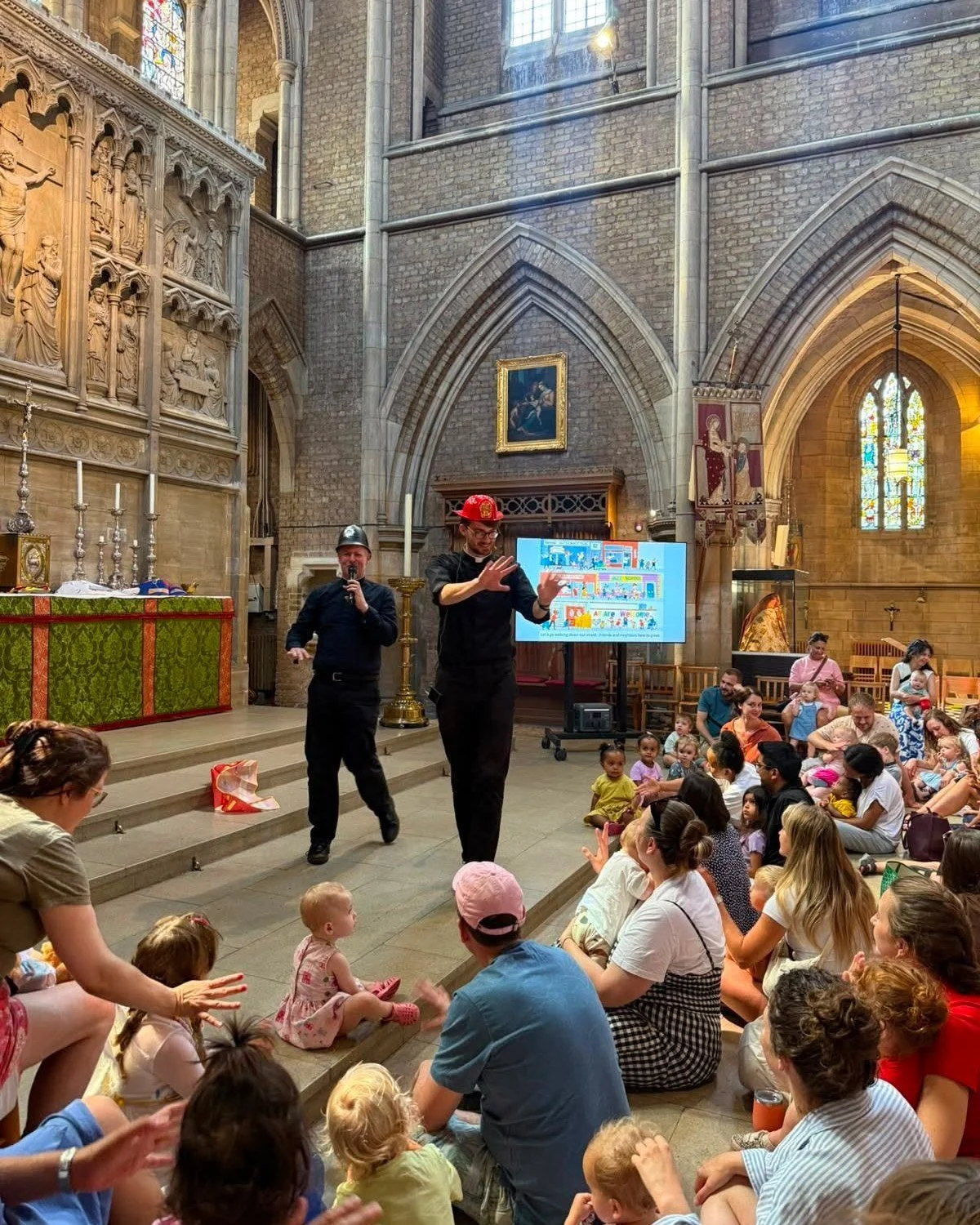 Lovely to see so many of you at PlayTime! last Friday 💛 Our theme was "People Who Help Us" and it was so special hearing the little ones talk about doctors, firefighters, teachers, and all the helpers in their lives - thank you to everyone