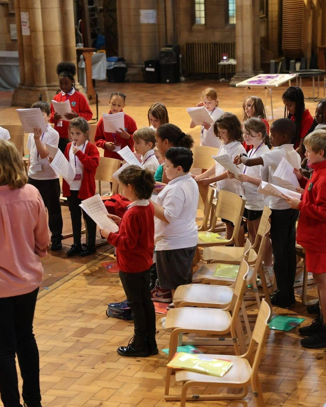 🎶 Remember this? Our choir singing their hearts out- we're on a summer break at the moment, but we can't wait to be back!

Join us for a special taster session on Thursday 17 September and see what all the (joyful) noise is about! No experience need