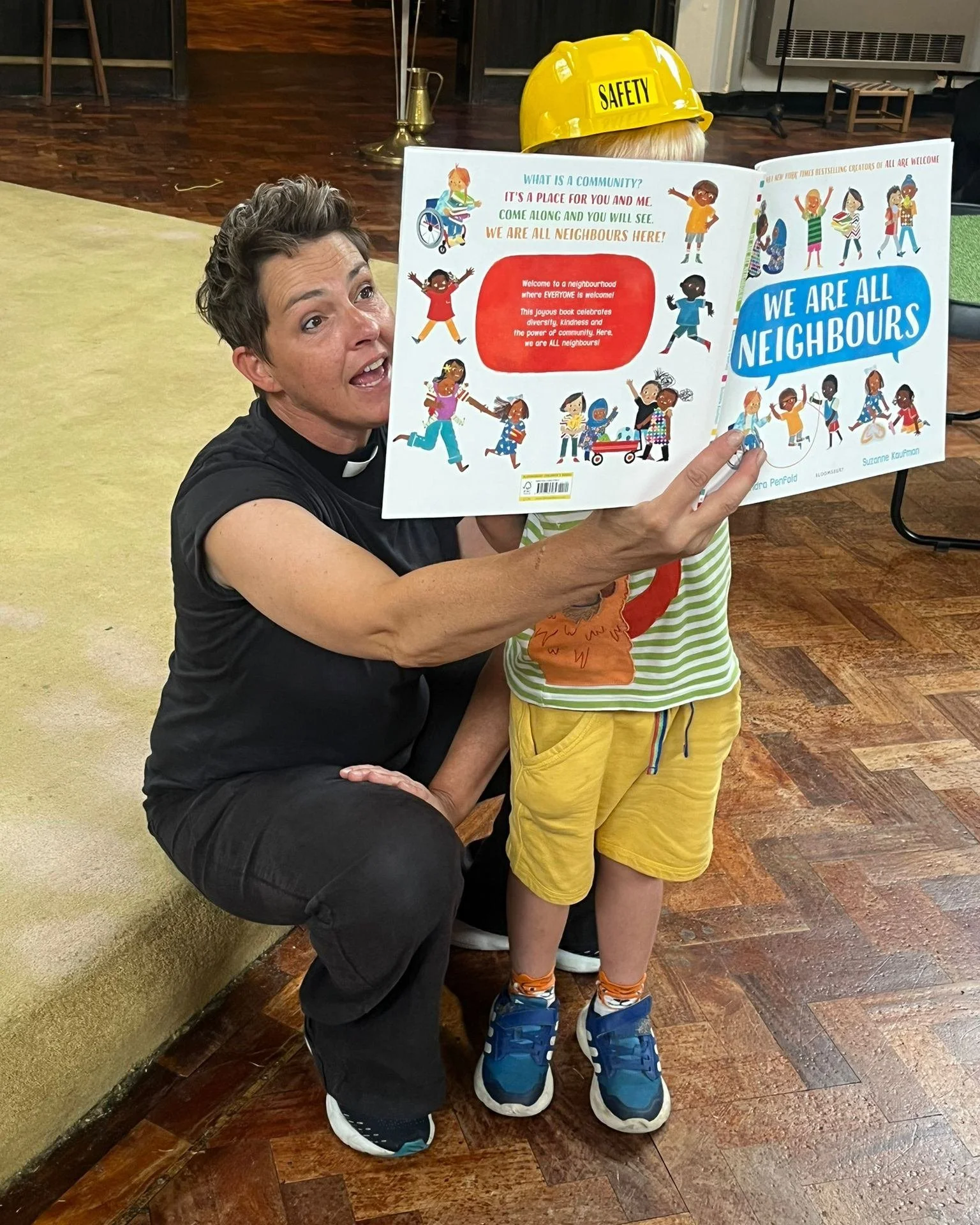 We&rsquo;re HUGELY EXCITED to be supporting @stphilipsavondalesquare as they launch PlayTime! *next* Friday, 11th September, 9:30 - 11am. 

FREE sensory play, dressing up, sand, water, craft, snacks, and songs, with fresh coffee and doughnuts for gro
