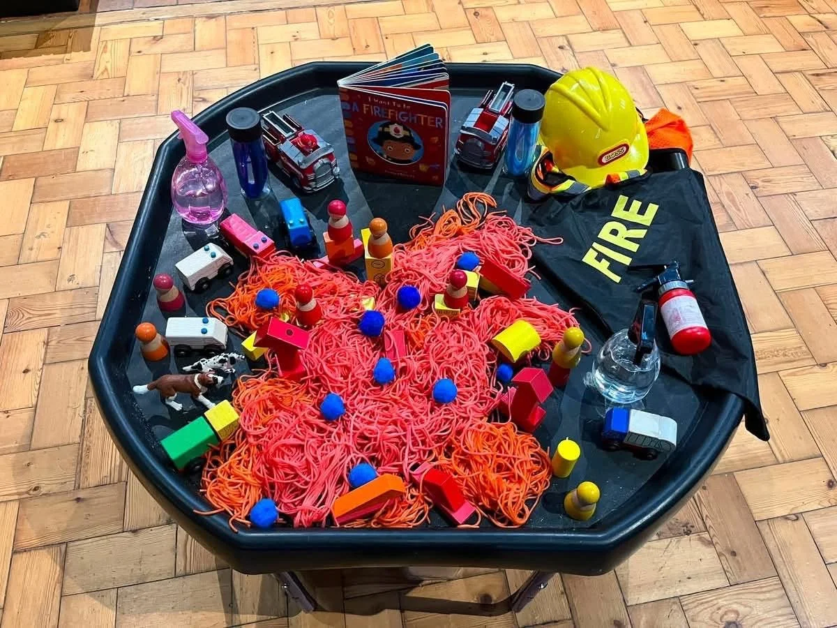 🎉 FREE sensory play, crafts, songs and stories for 0 - 5s! ❤️

🎉 FREE coffee &amp; treats for grown-ups ☕️ 

Every Friday, 9:30-11am, it's PlayTime! 

St John&rsquo;s, Upper Norwood, SE19 2RX
Book here: https://www.sjun.org.uk/playtime

St Philip&r