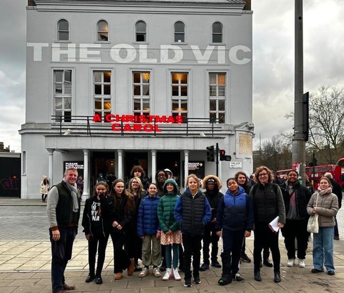youth-church02.jpg