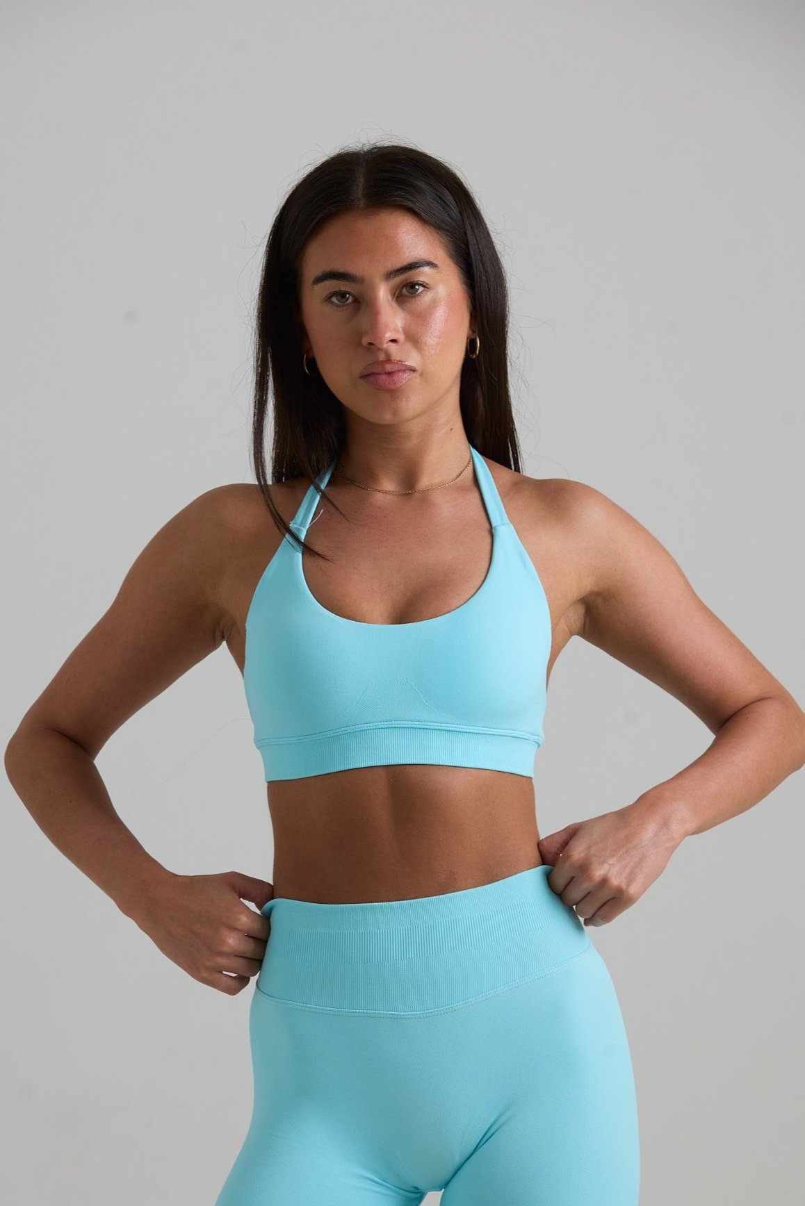 ARTIC BLUE HALTER CROP