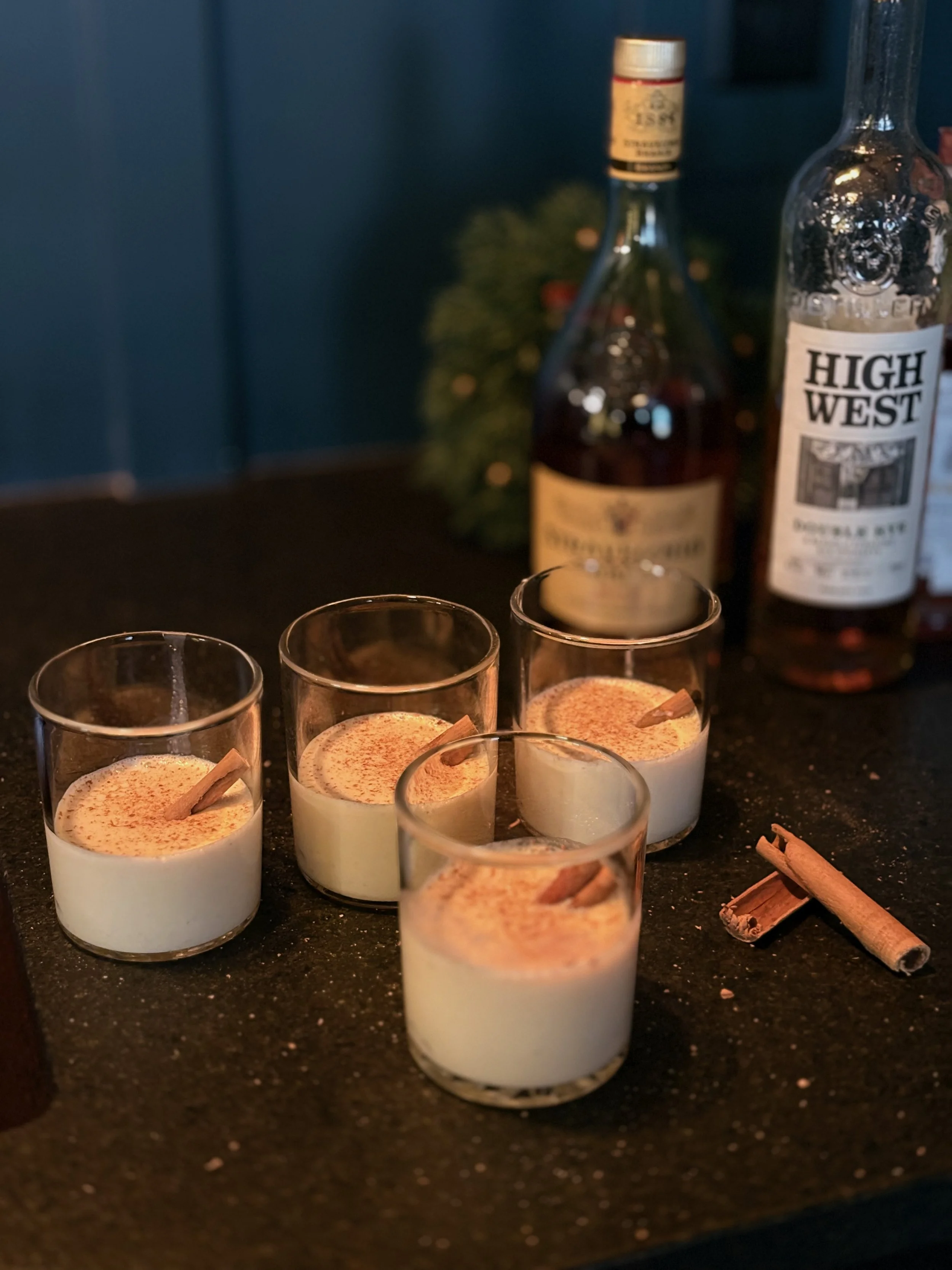 Cocktails in the Teton Lounge.jpg