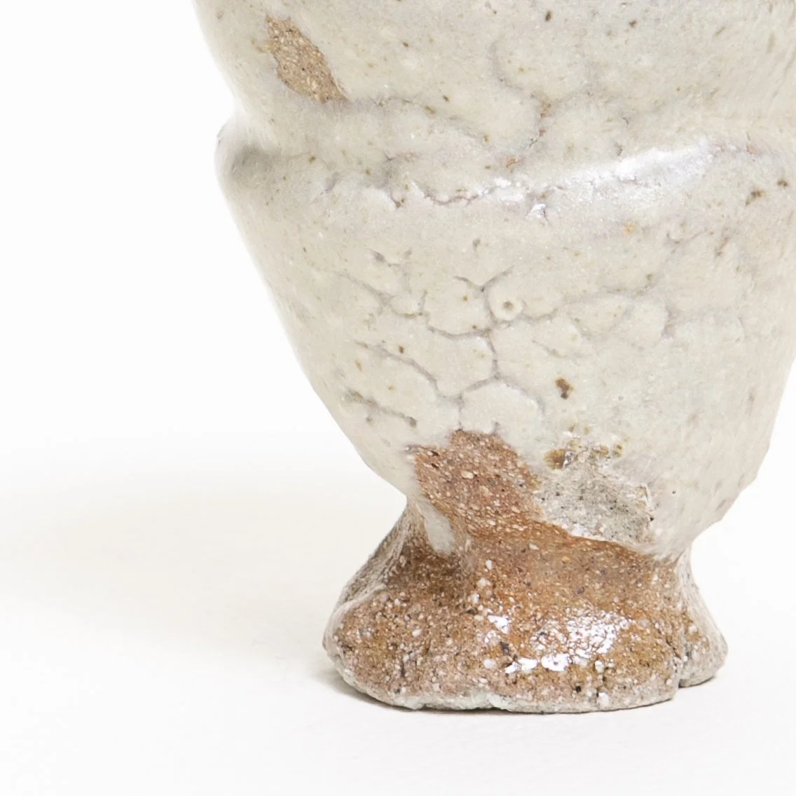 piemontese cup wild clay rock glaze detail