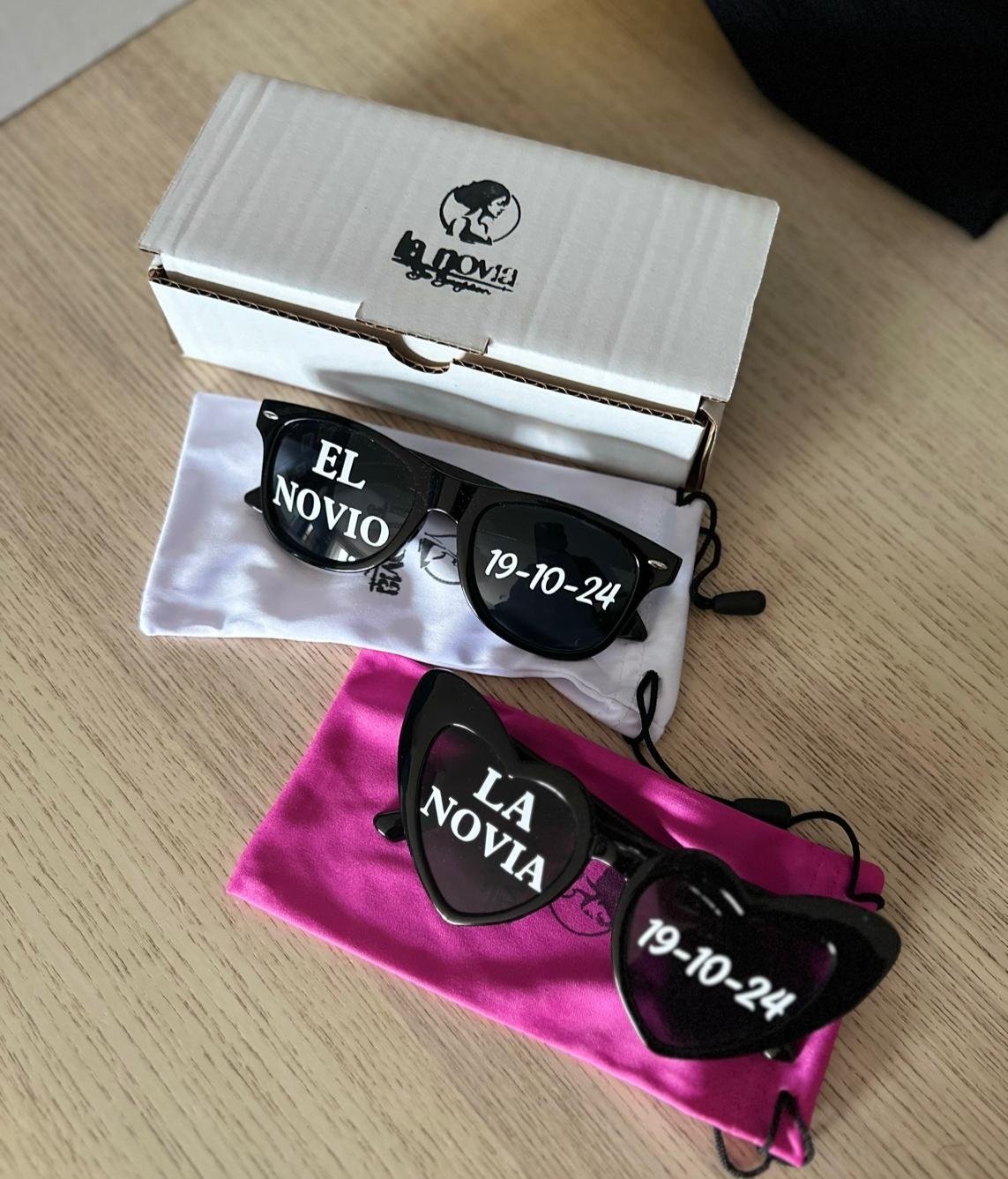Pack gafas novios - La Novia de Brighton | Batas personalizas y regalos de Novias