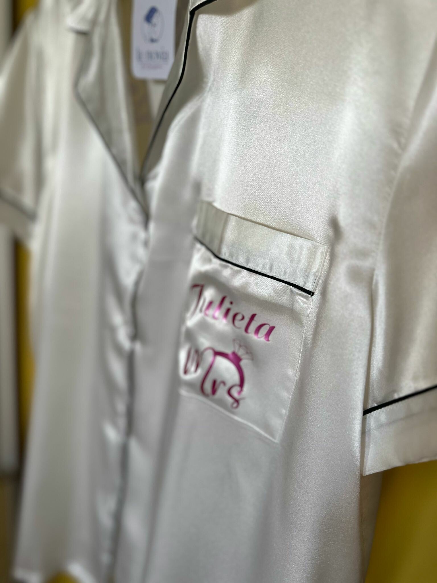Pijama mujer - La Novia de Brighton | Batas personalizas y regalos de Novias