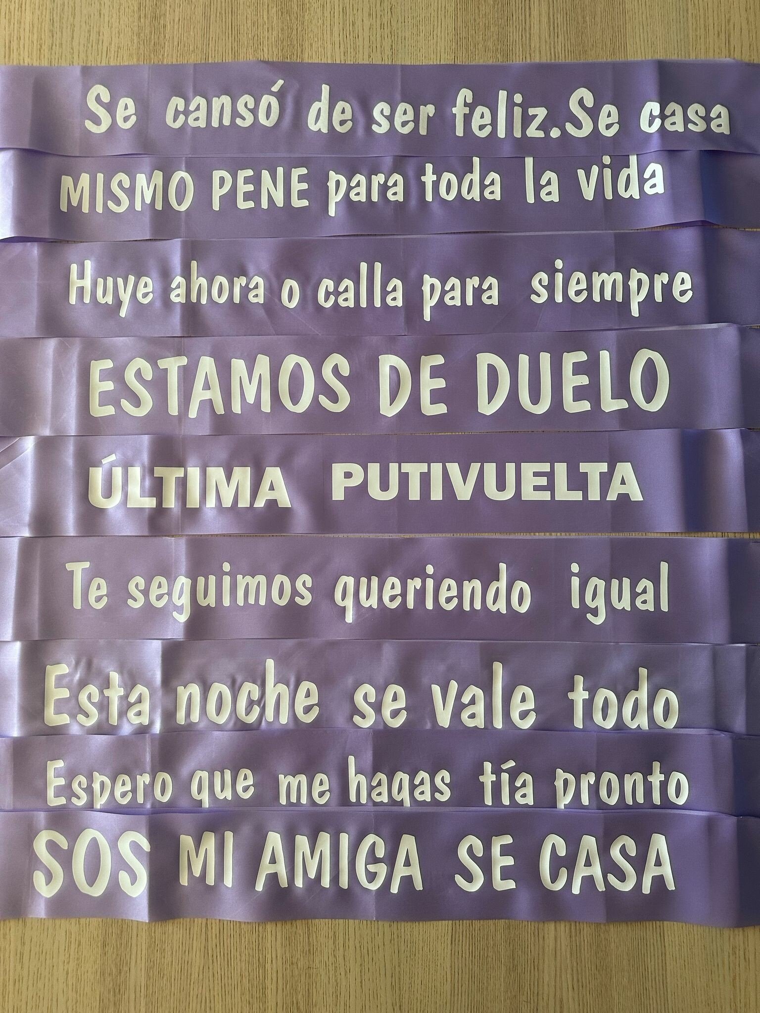 Bandas - La Novia de Brighton | Batas personalizas y regalos de Novias