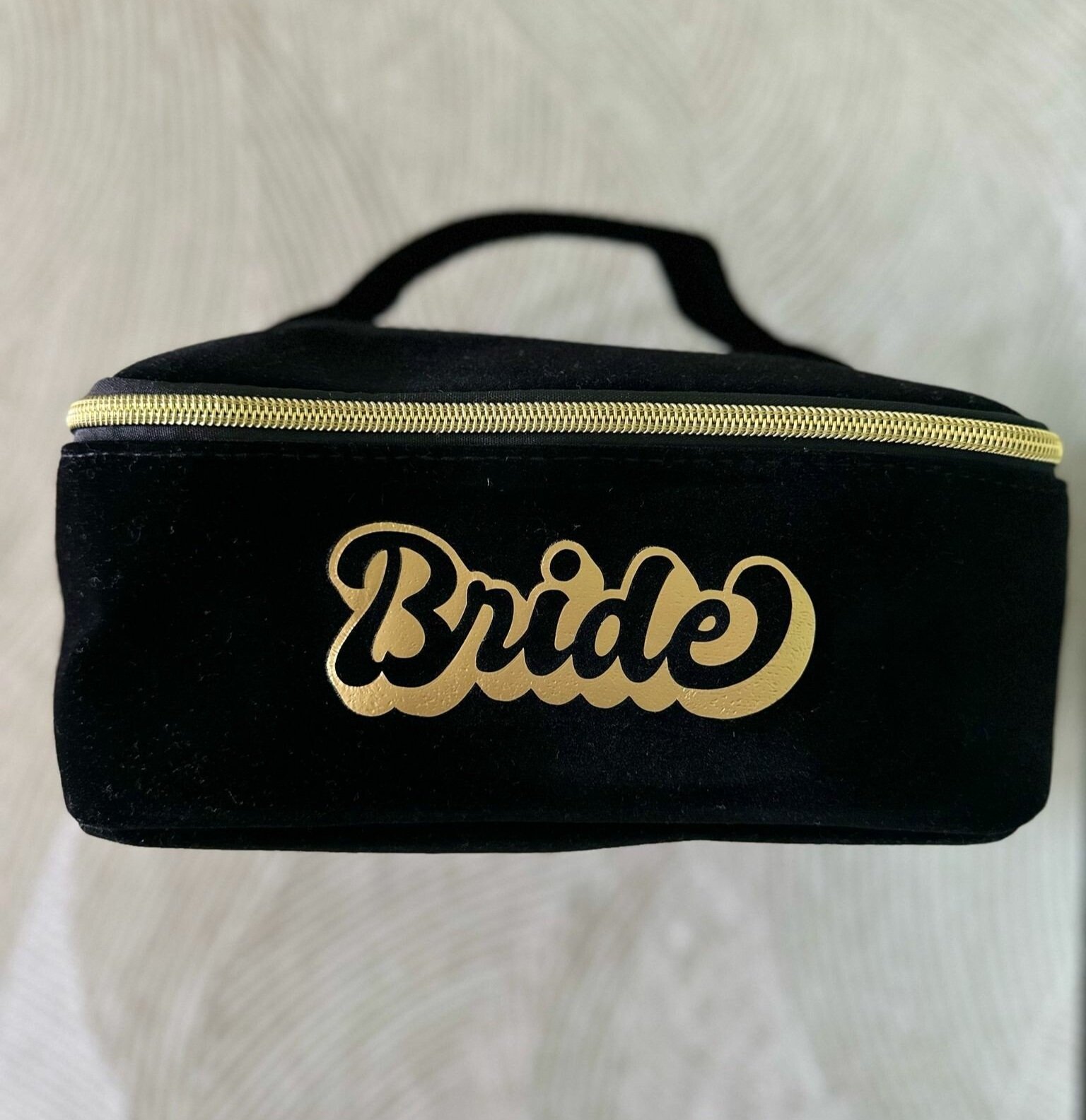 Black Velvet Box - La Novia de Brighton | Batas personalizas y regalos de Novias