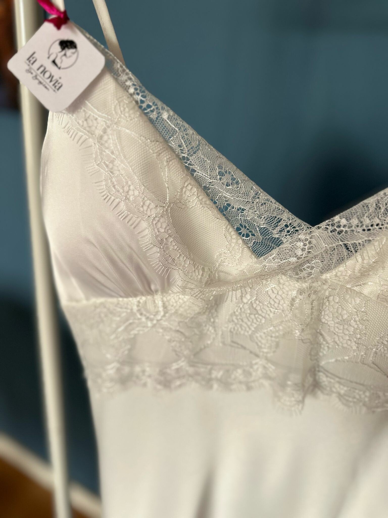 Conjunto bata encaje y camisón - La Novia de Brighton | Batas personalizas y regalos de Novias