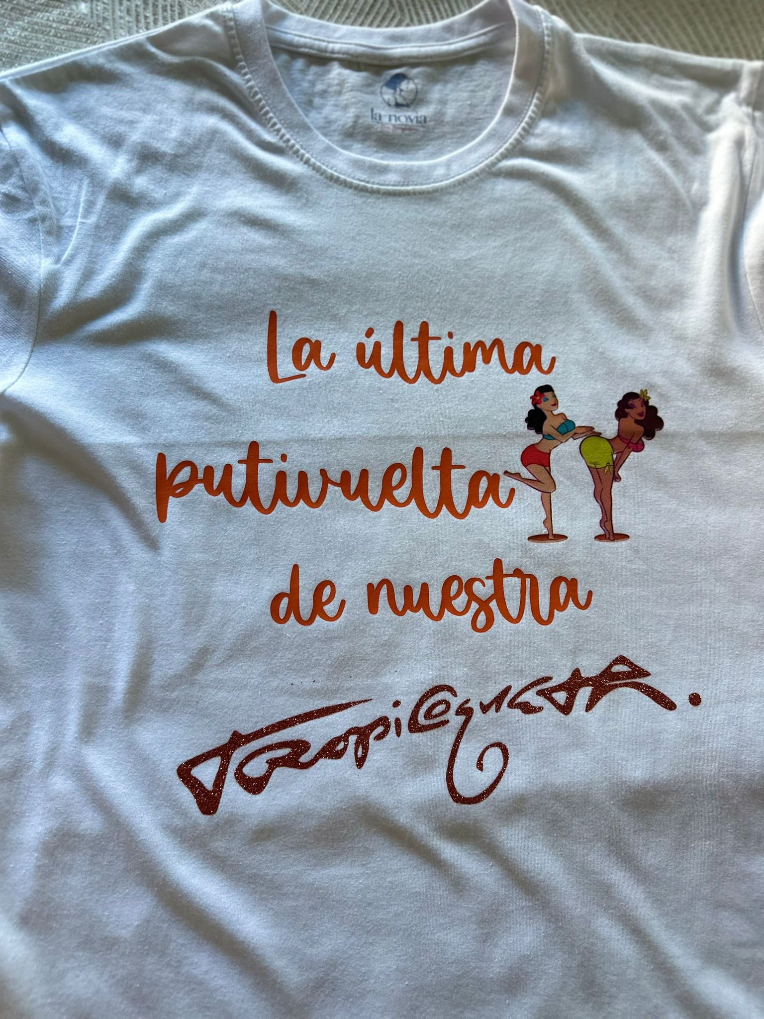 Camisetas Tropis - La Novia de Brighton | Batas personalizas y regalos de Novias