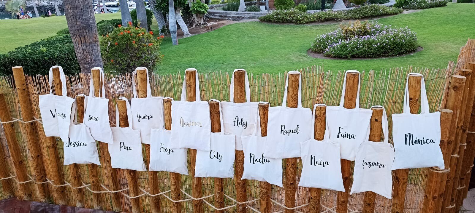 Tote bags - La Novia de Brighton | Batas personalizas y regalos de Novias