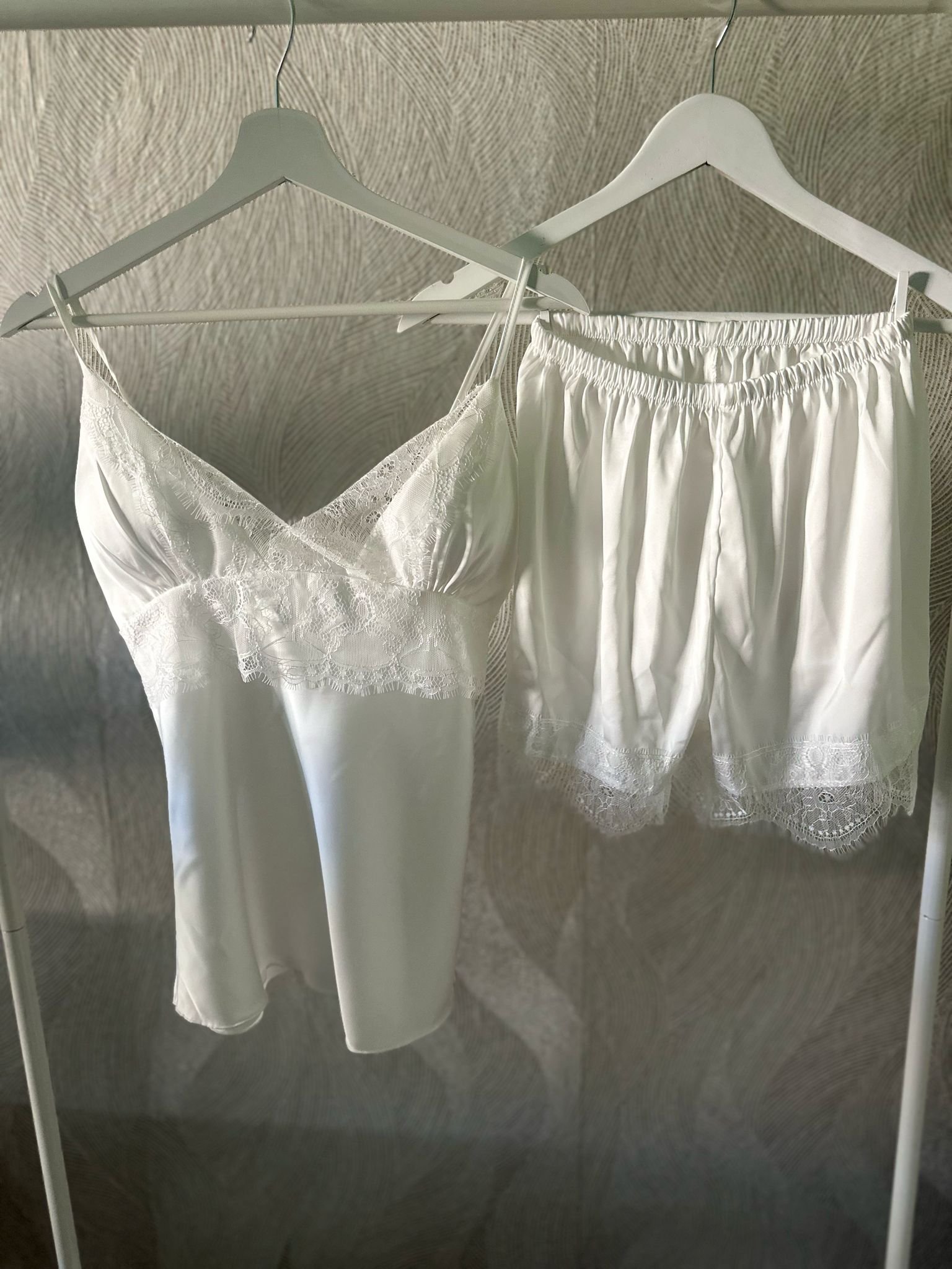 Juego completo novias - La Novia de Brighton | Batas personalizas y regalos de Novias