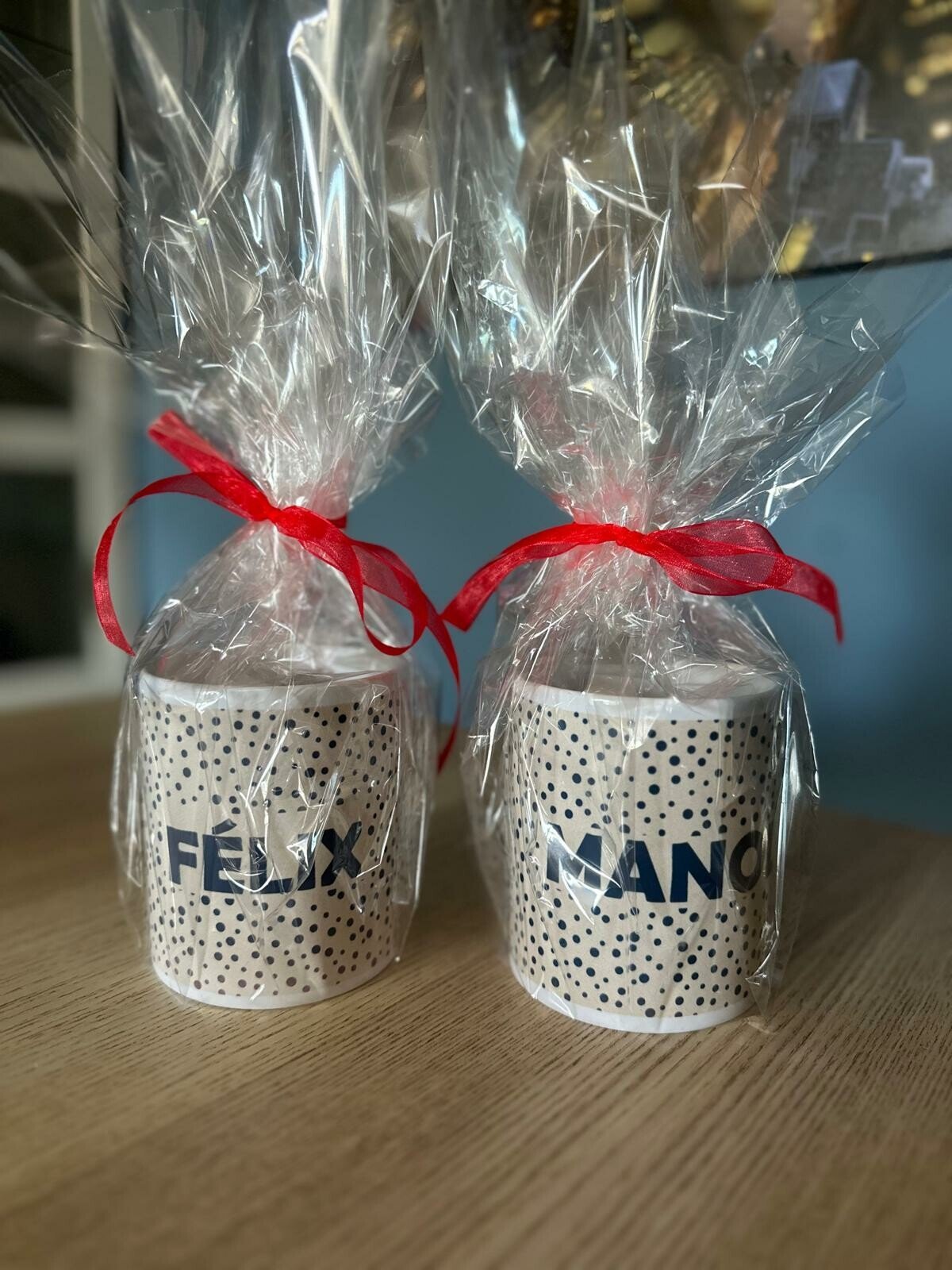 Taza cerámica - La Novia de Brighton | Batas personalizas y regalos de Novias