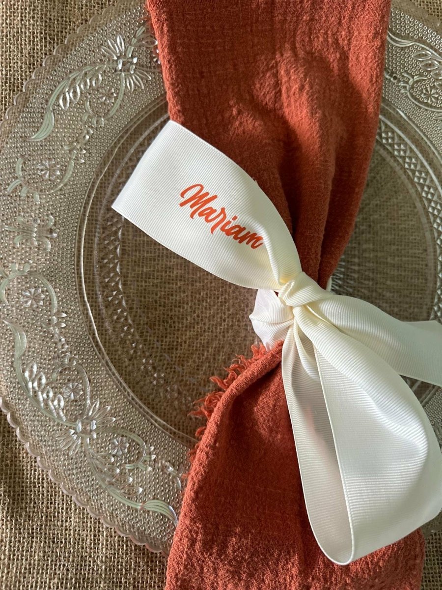 Marcasitio lazo - La Novia de Brighton | Batas personalizas y regalos de Novias