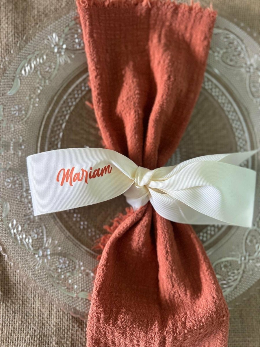 Marcasitio lazo - La Novia de Brighton | Batas personalizas y regalos de Novias