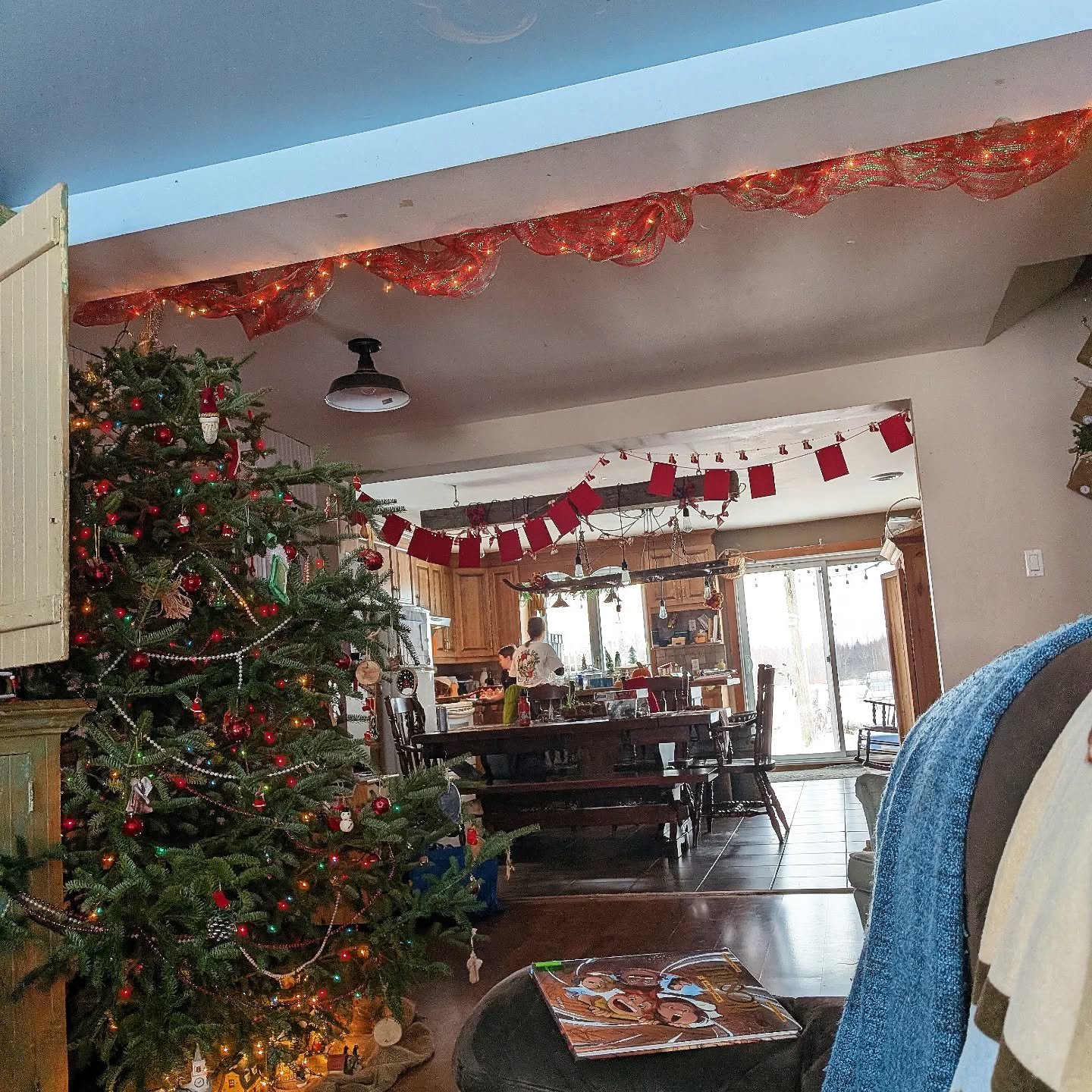 3 d&eacute;cembre 2025

Ma belle p'tite gang qui prend soin de leur maman malade.💞