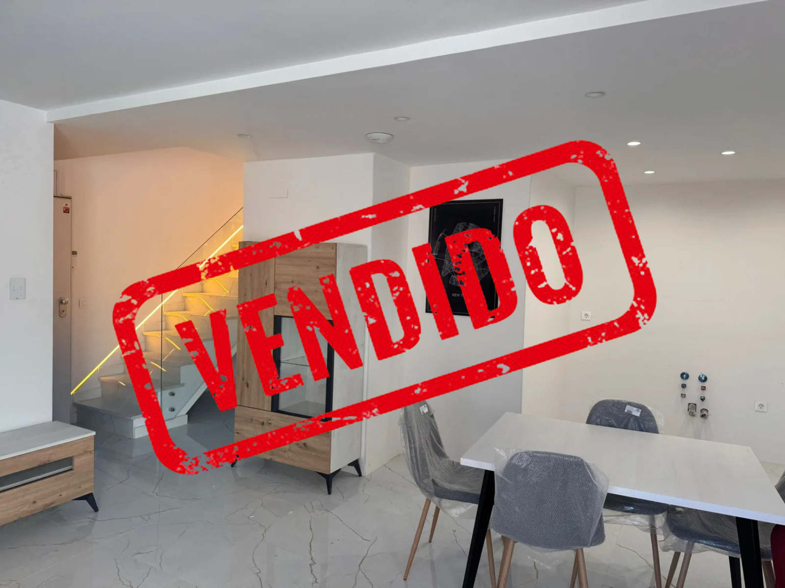 Ref. ALT-2026-12. EN VENTA Ático moderno con garaje y trastero en Albacete.